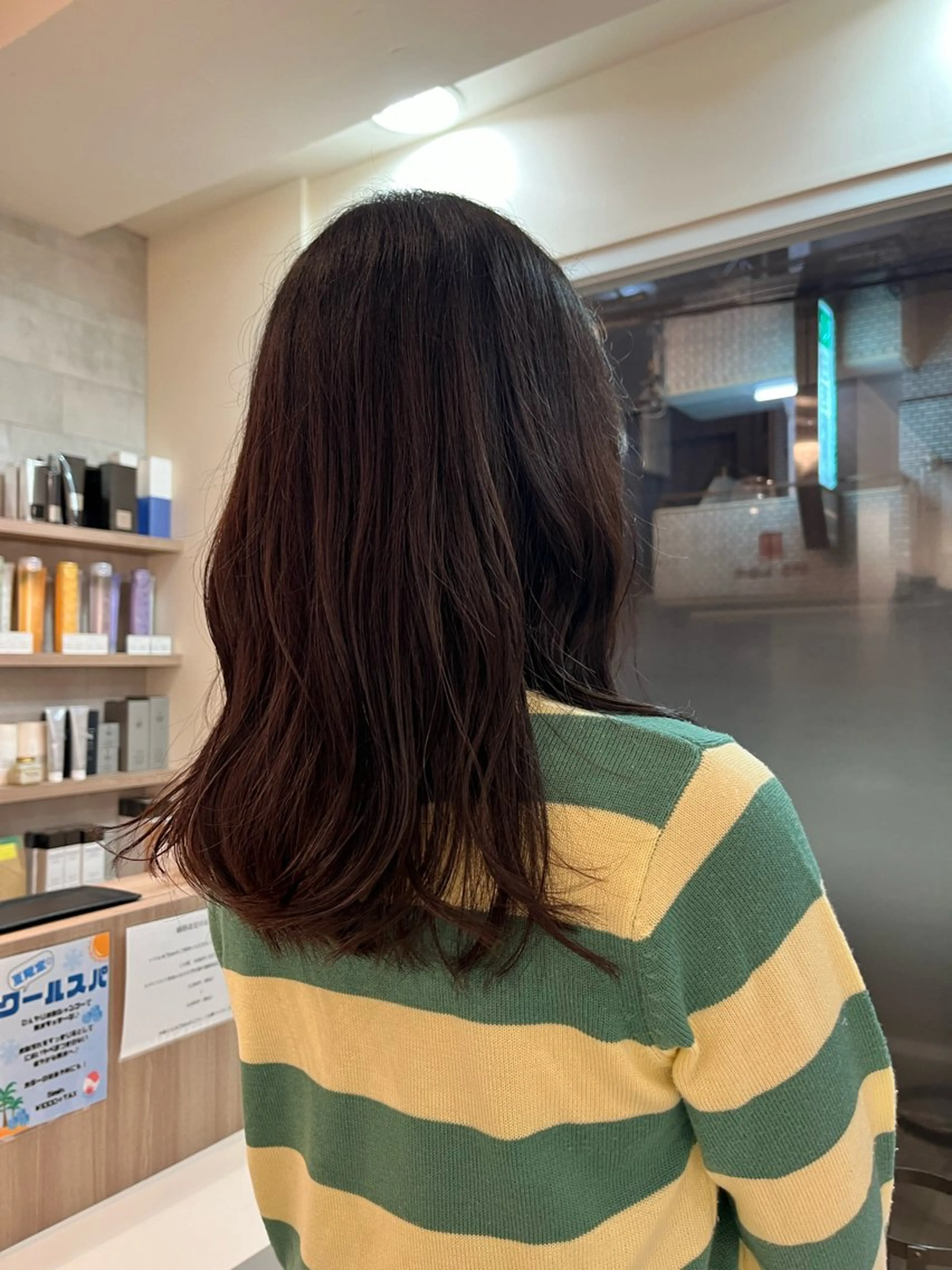 ミディアム カット 川崎 唯華のヘアスタイル