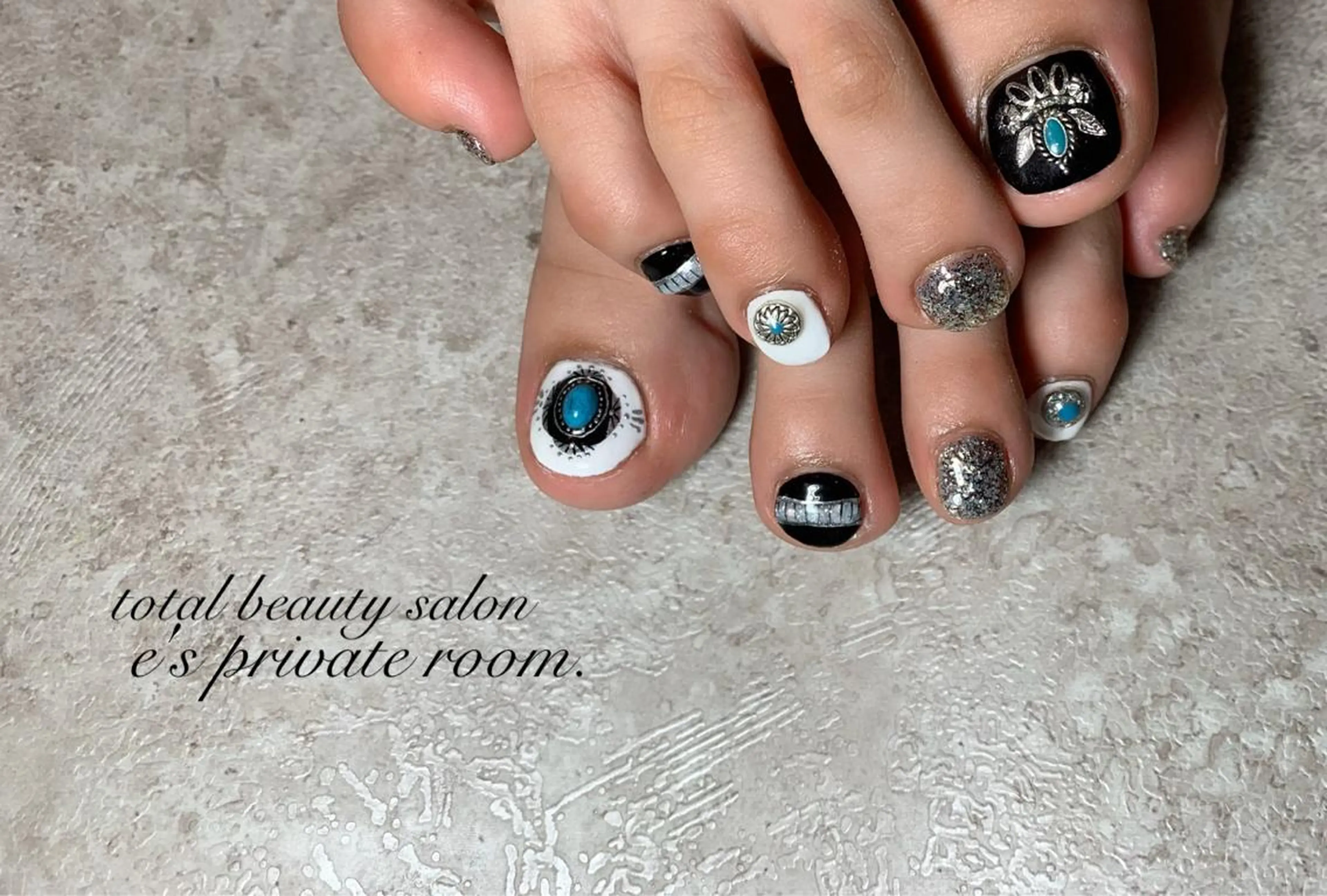 ネイル LAVISH nail salonのネイルデザイン