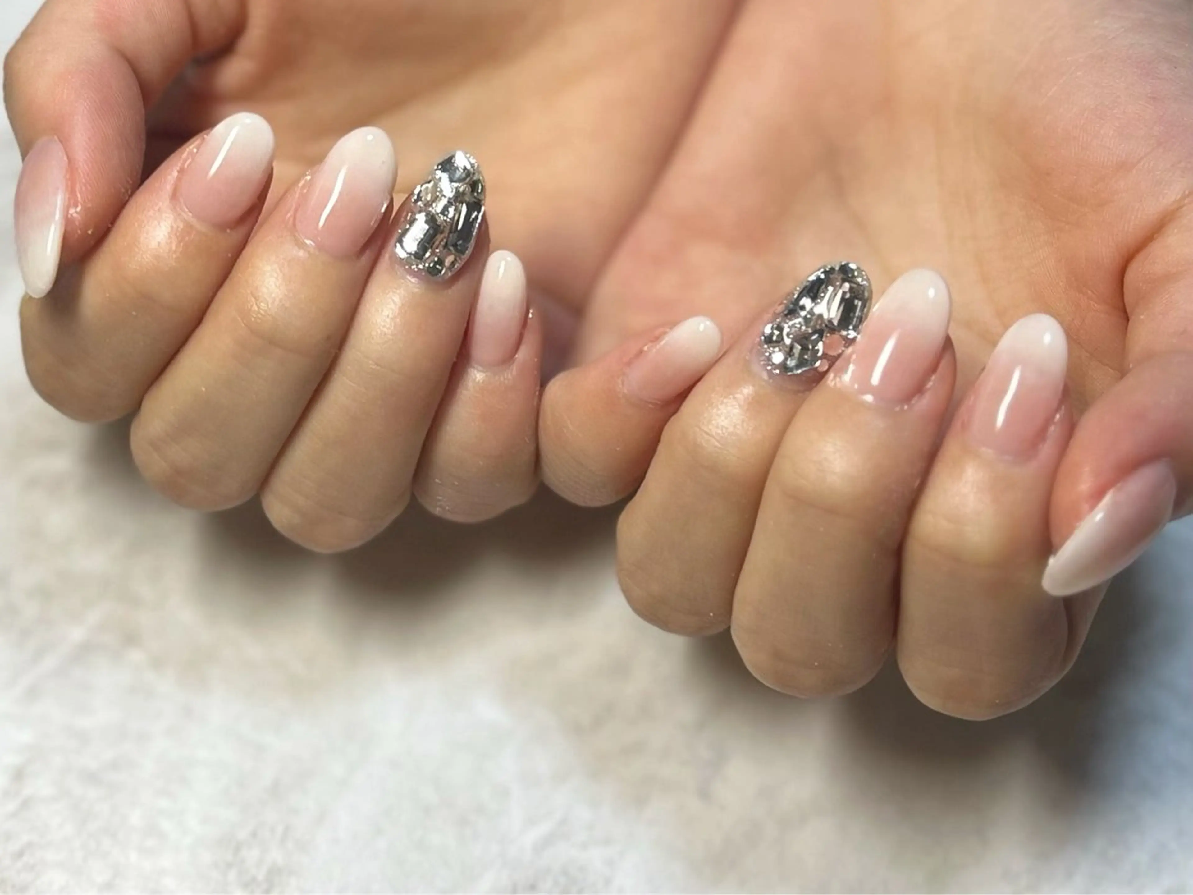 ネイル フットネイル ニュアンスネイル シンプルネイル 春ネイル ストーンネイル nail fufla ♡yamane♡のネイルデザイン
