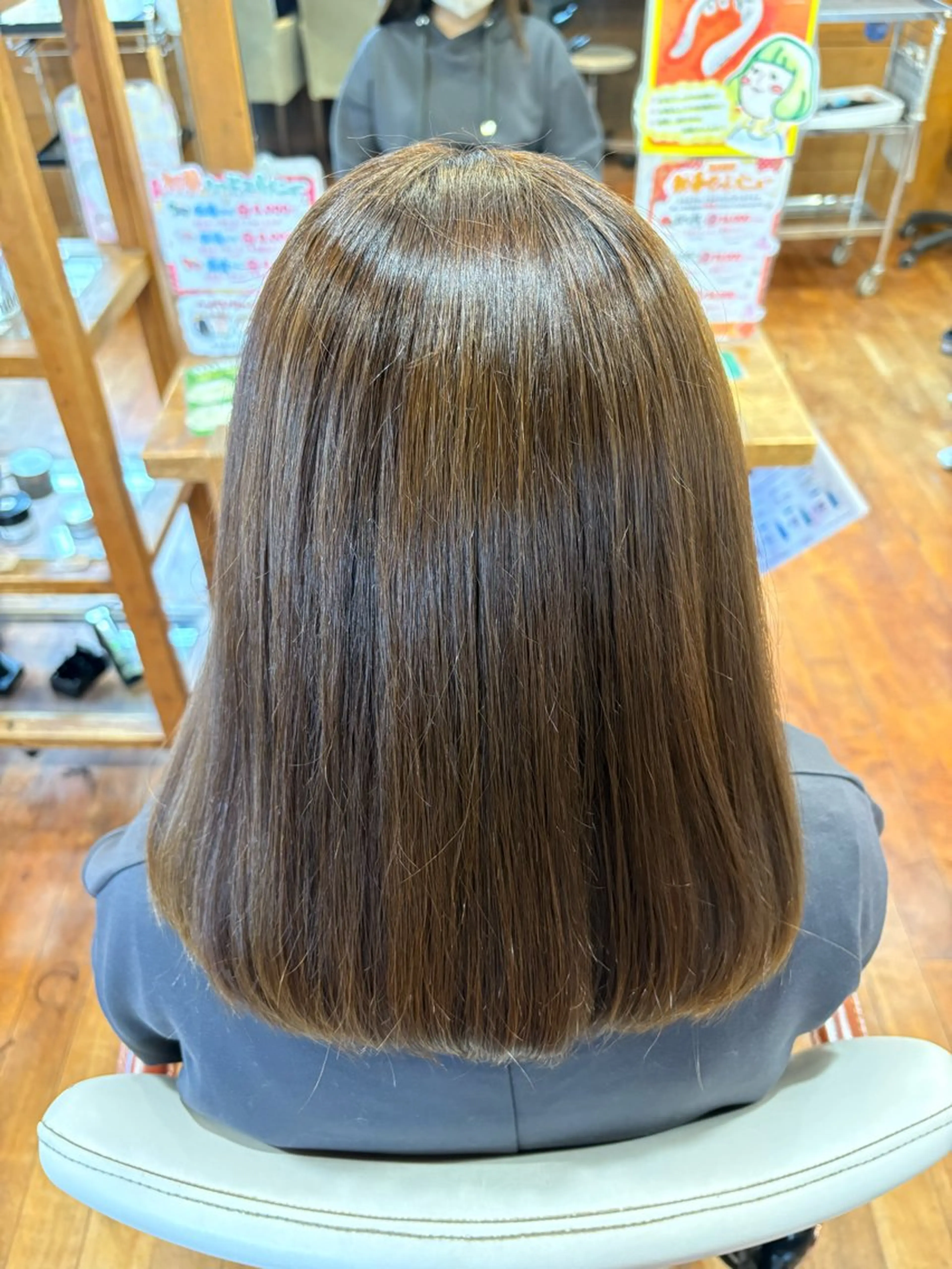 カラー 平塚 遥菜のヘアスタイル
