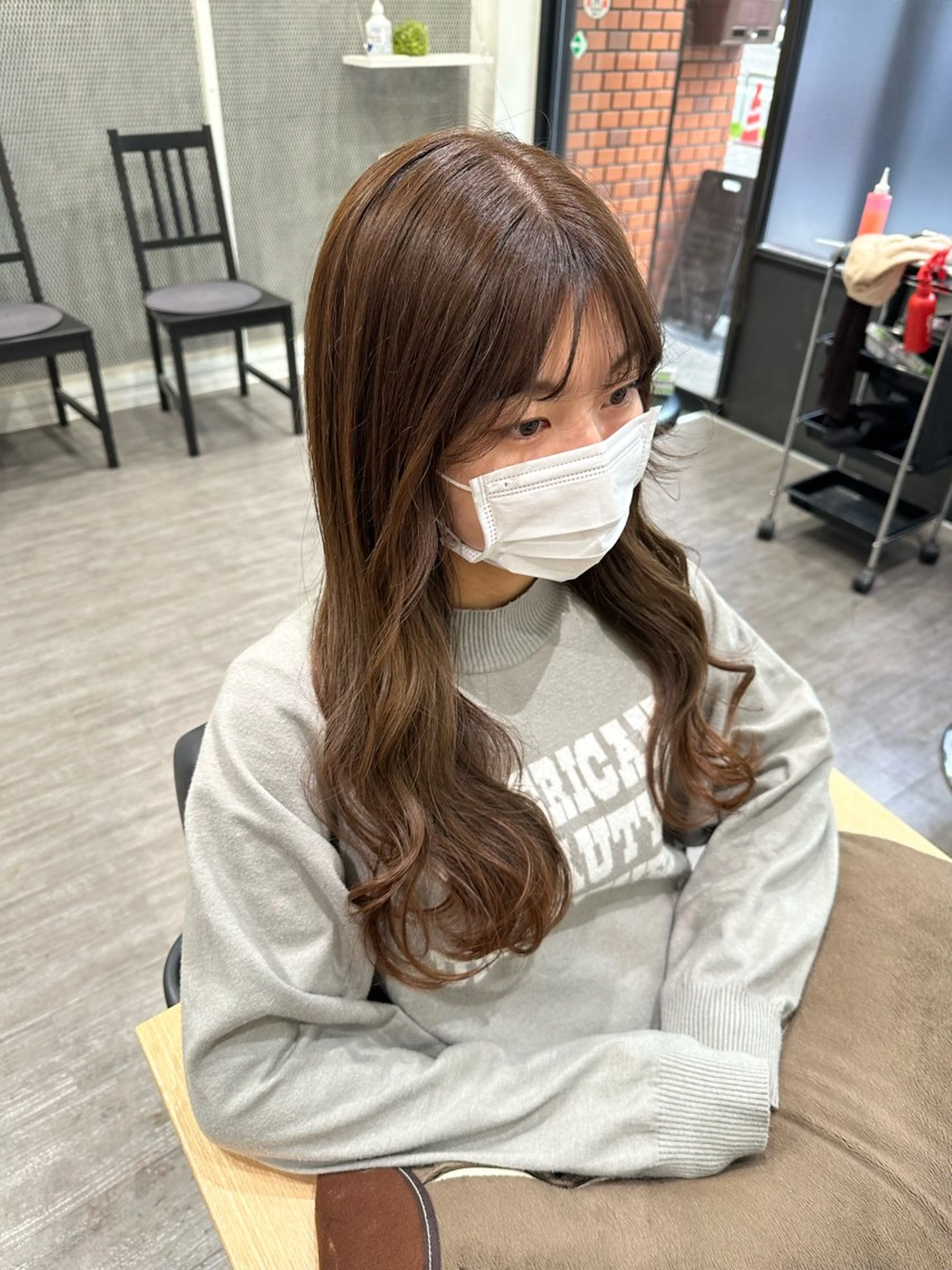 セミロング カラー アッシュ ベージュカラー ヘアカラー トリートメント 艶髪レイヤー上田 紗也🇰🇷💗のヘアスタイル