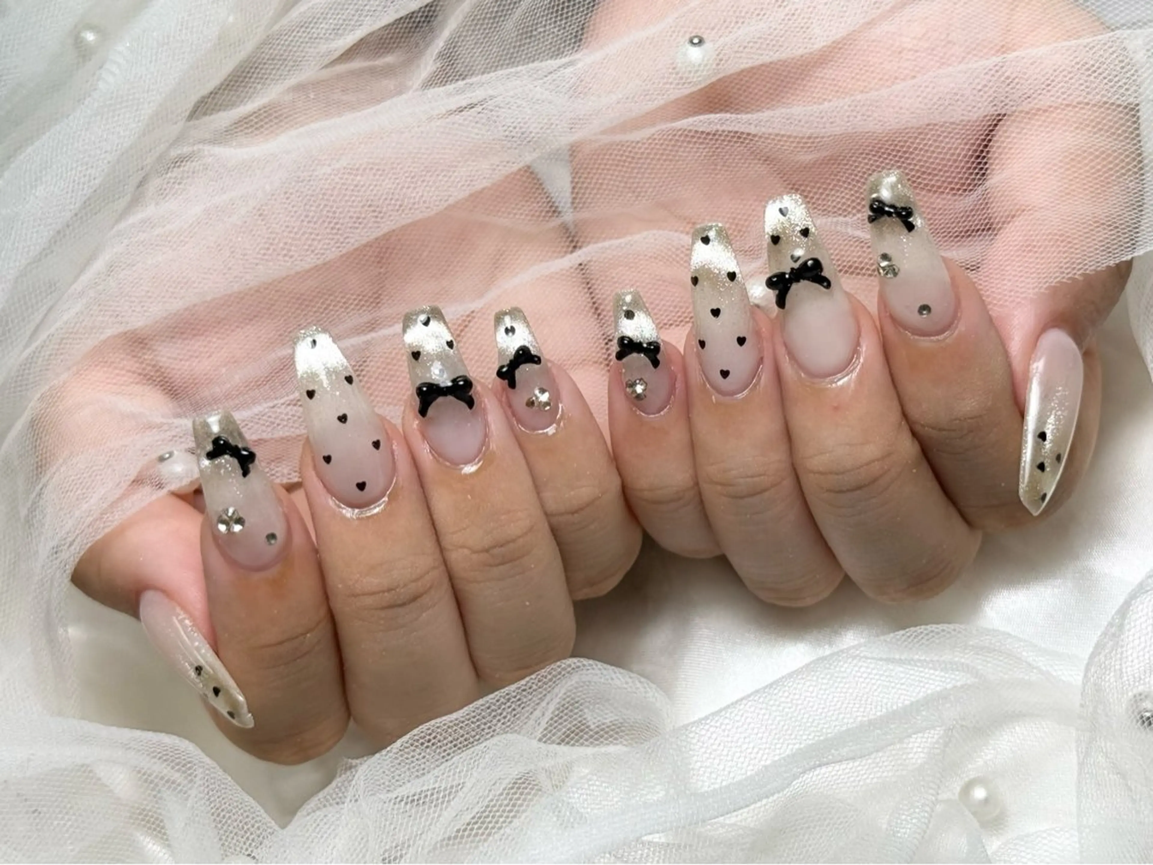 ネイル ハンドネイル Roi〈ロワ〉 Minakoのネイルデザイン