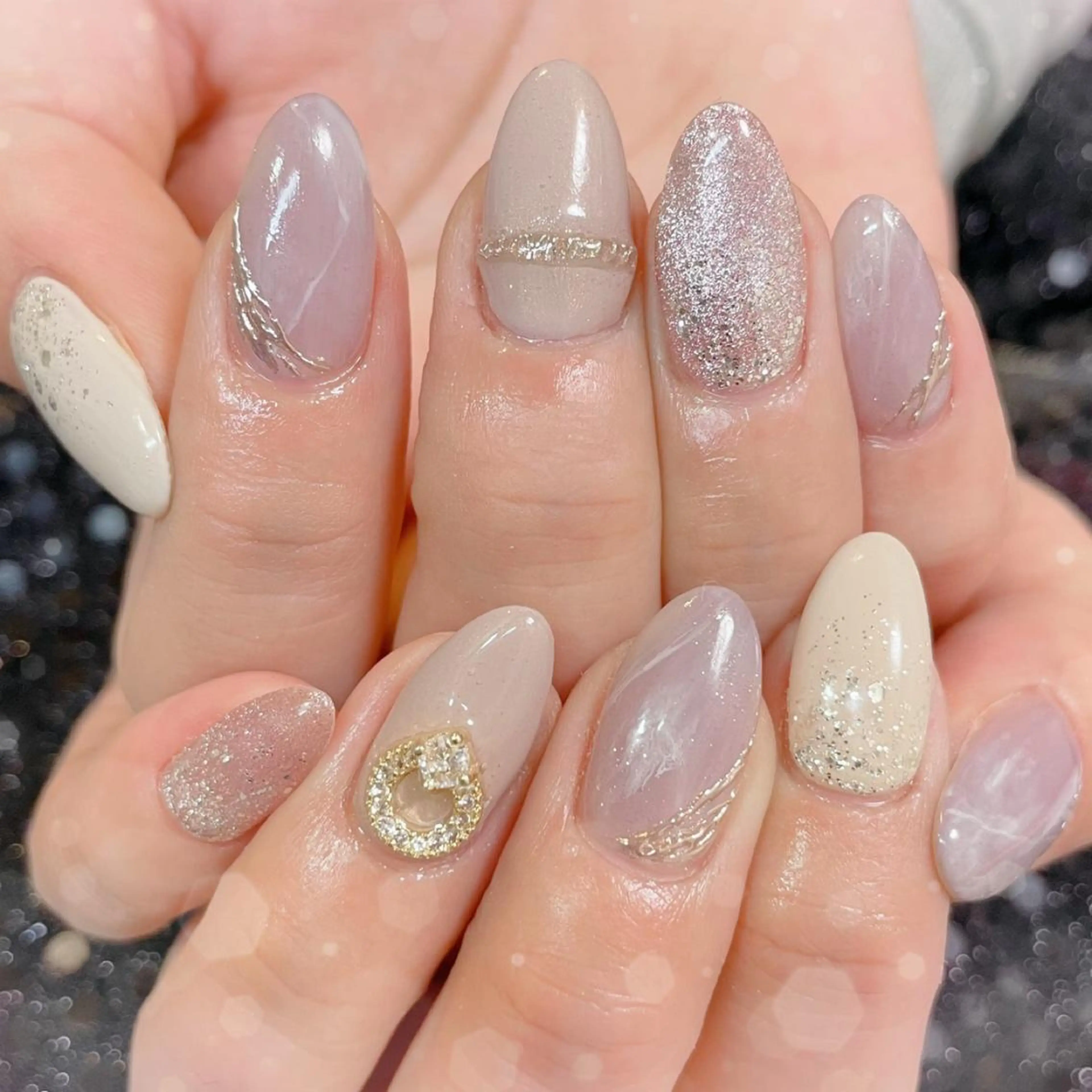 ネイル ハンドネイル ハンドケア MoON...❤︎ MeGuのネイルデザイン