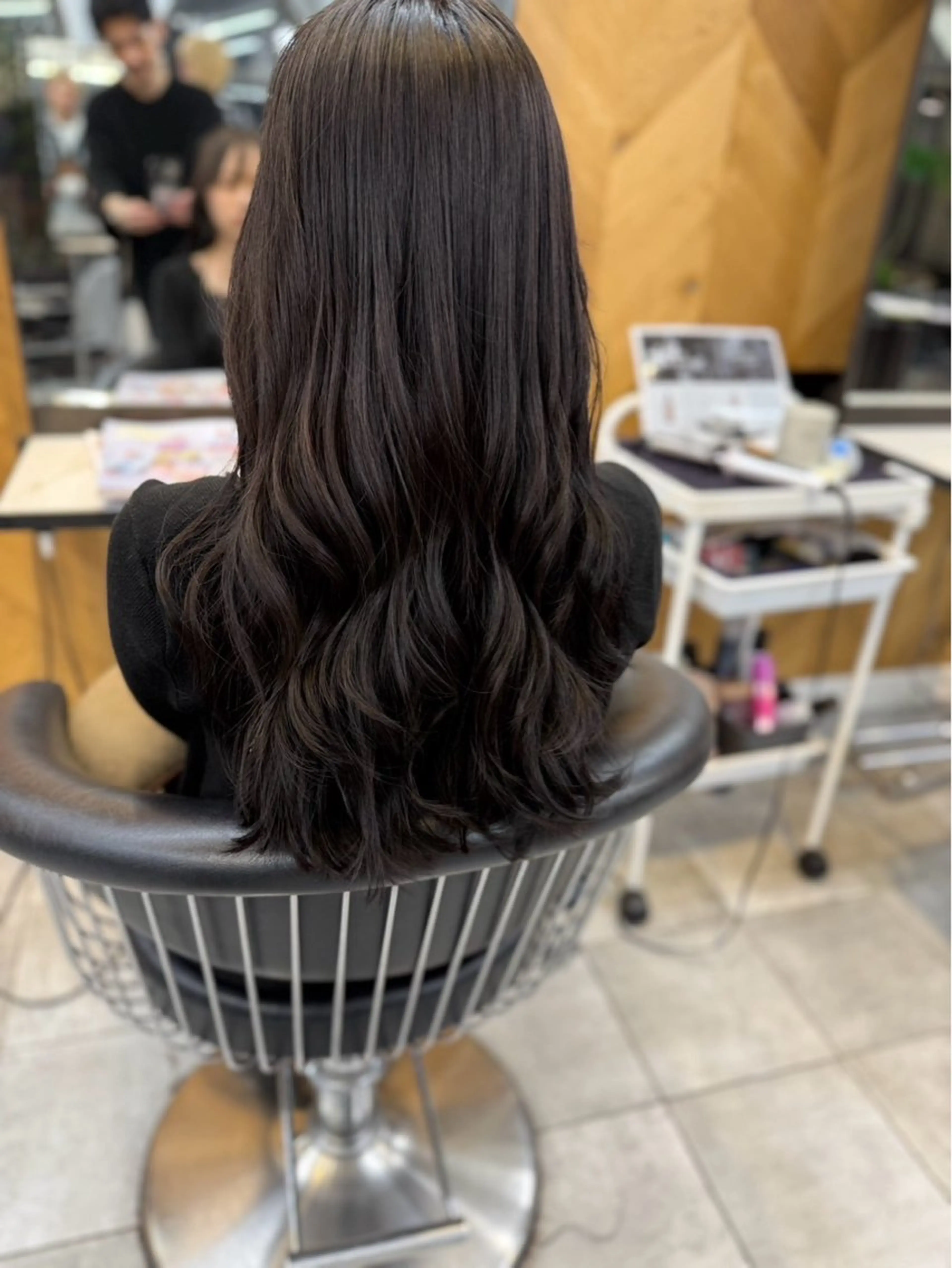 ロング 佐藤 慧のヘアスタイル