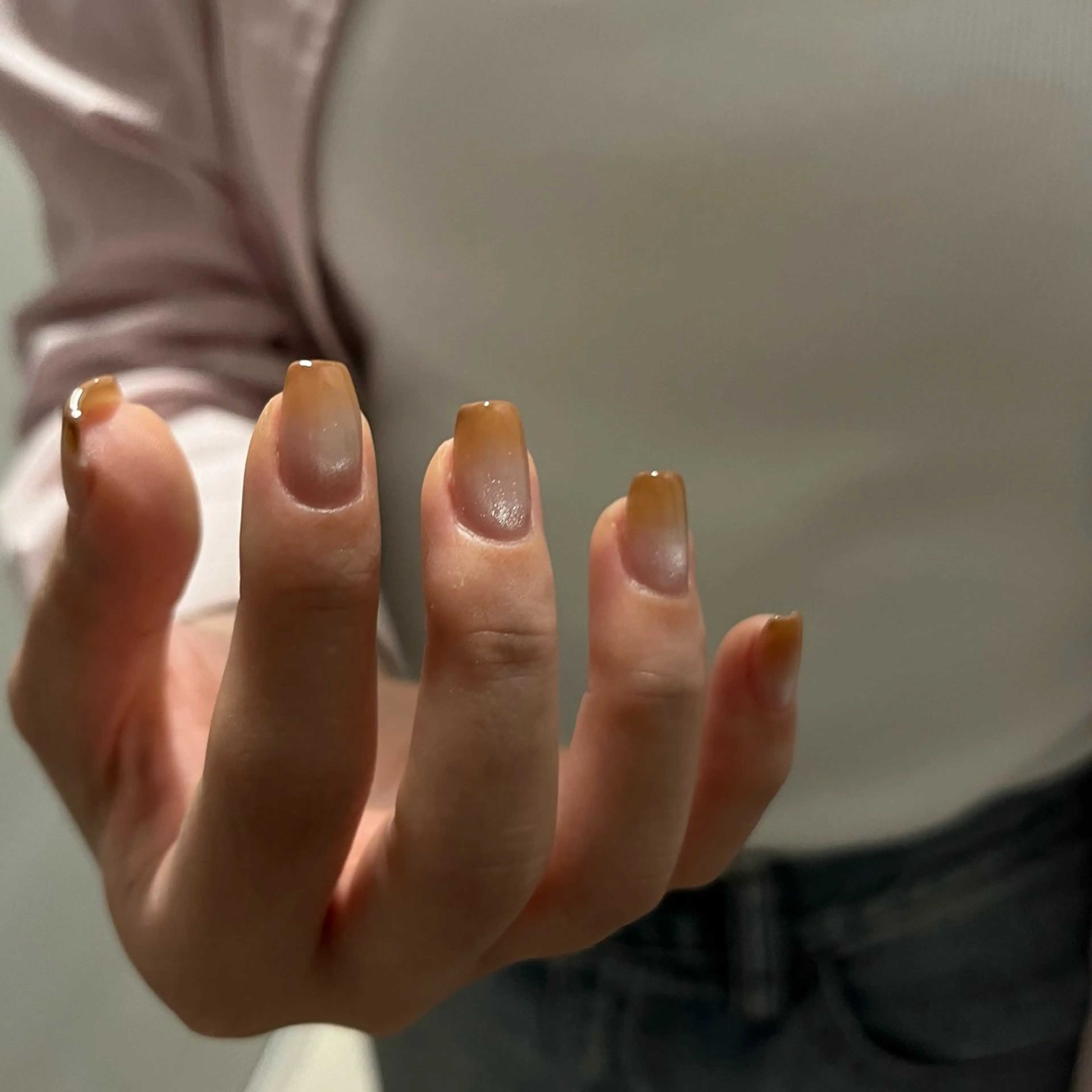 ネイル グラデーション マグネットネイル luster shihoのネイルデザイン