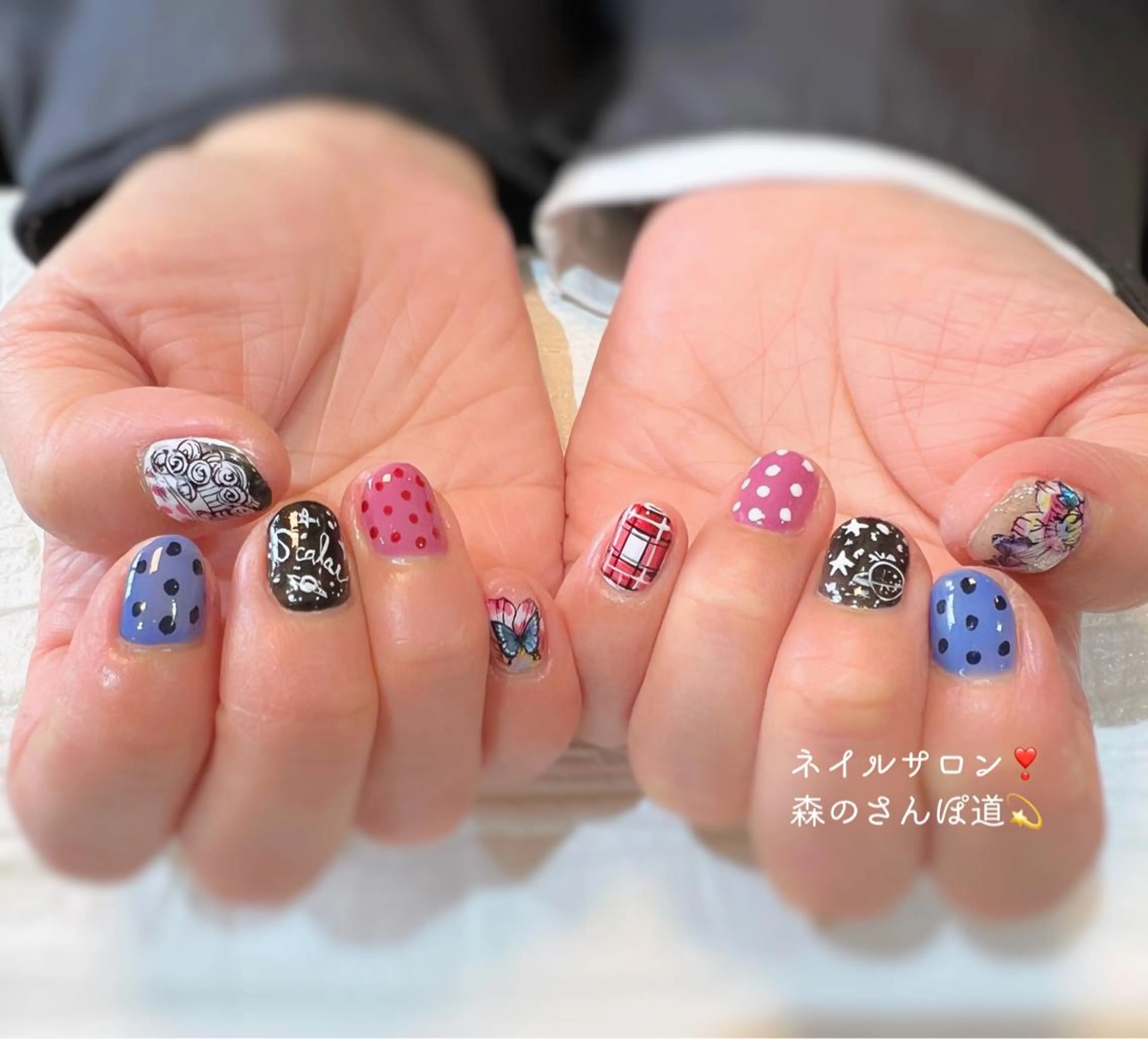 ネイル ハンドネイル ショートネイル 森のさんぽ道のネイルデザイン