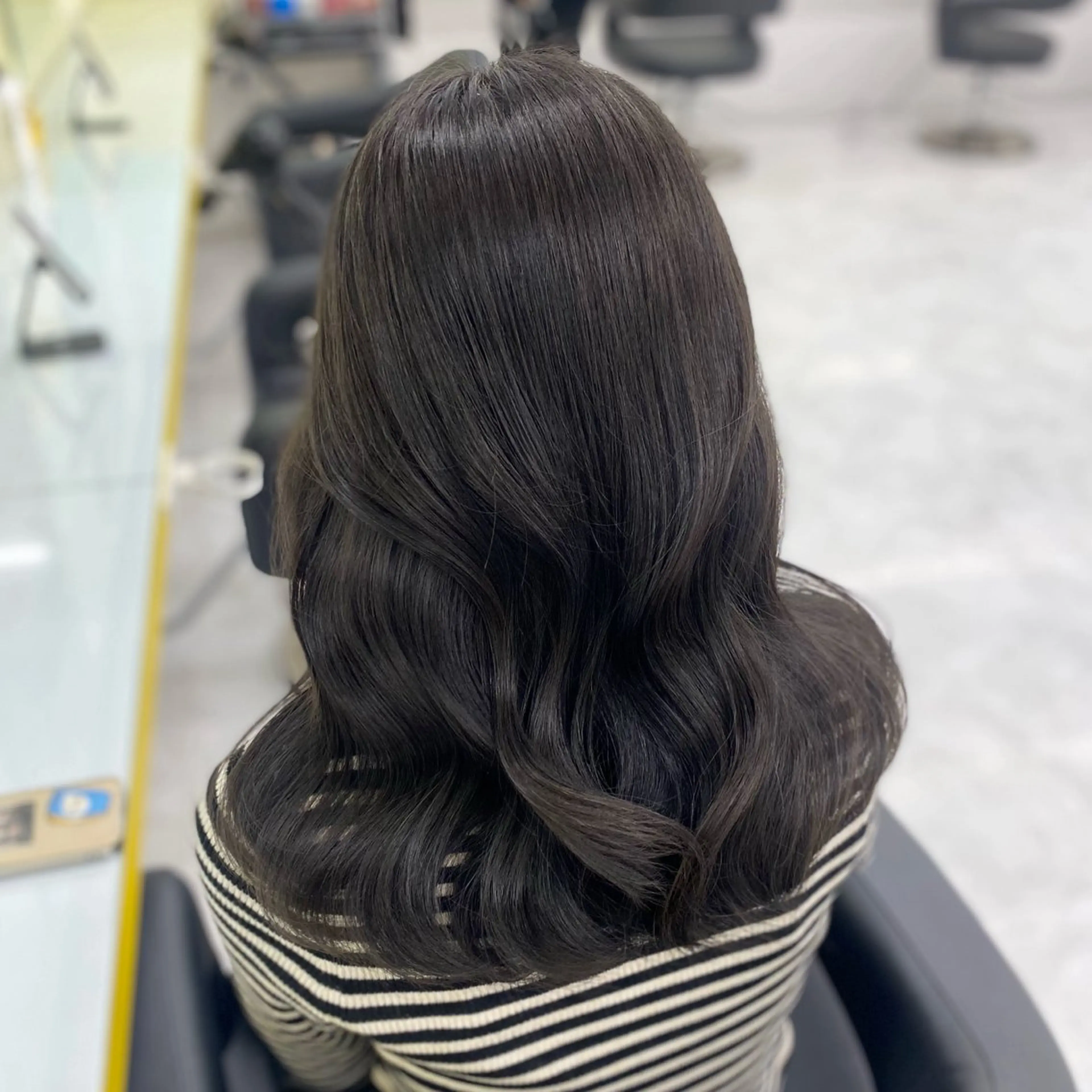 セミロング カラー パーマ ヘアアレンジ メンズ キッズ グレージュ オリーブグレージュ オリーブグレー ヘアカラー 💖横浜ブリーチなし 💖MIHOのヘアスタイル