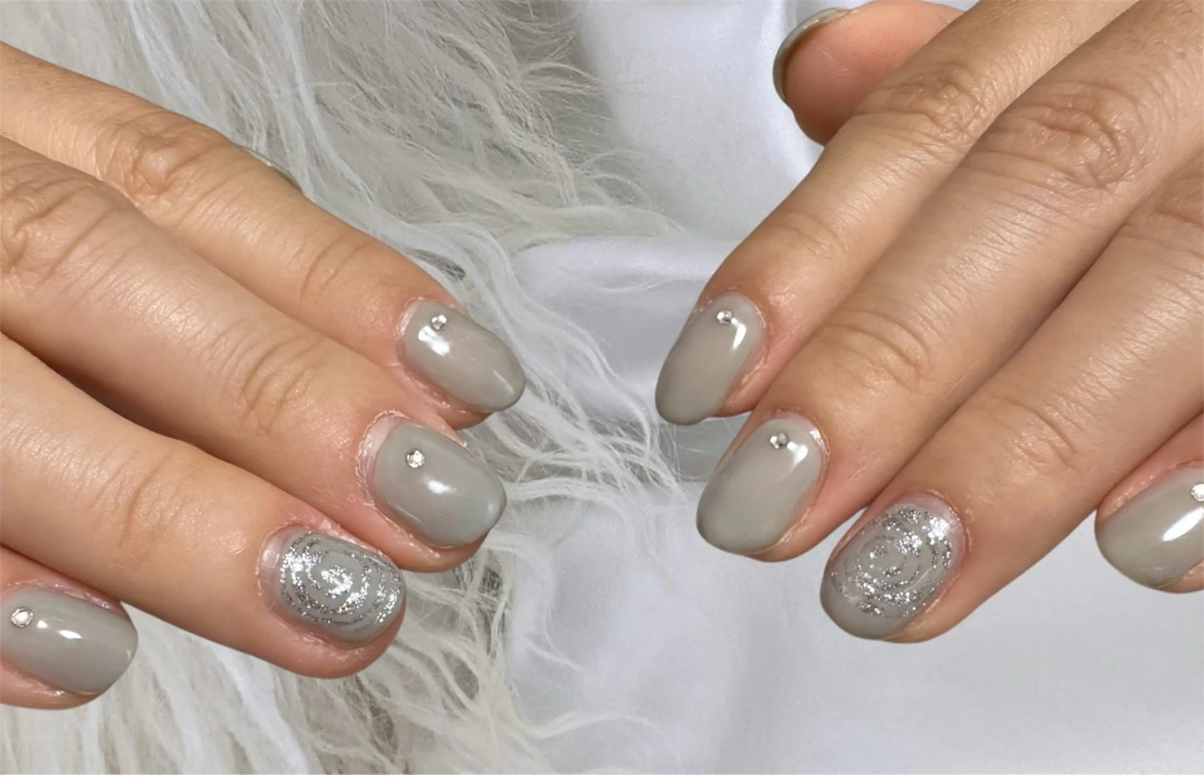 ネイル アートネイル ストーンネイル ハンドネイル IRODORI SAYOのネイルデザイン