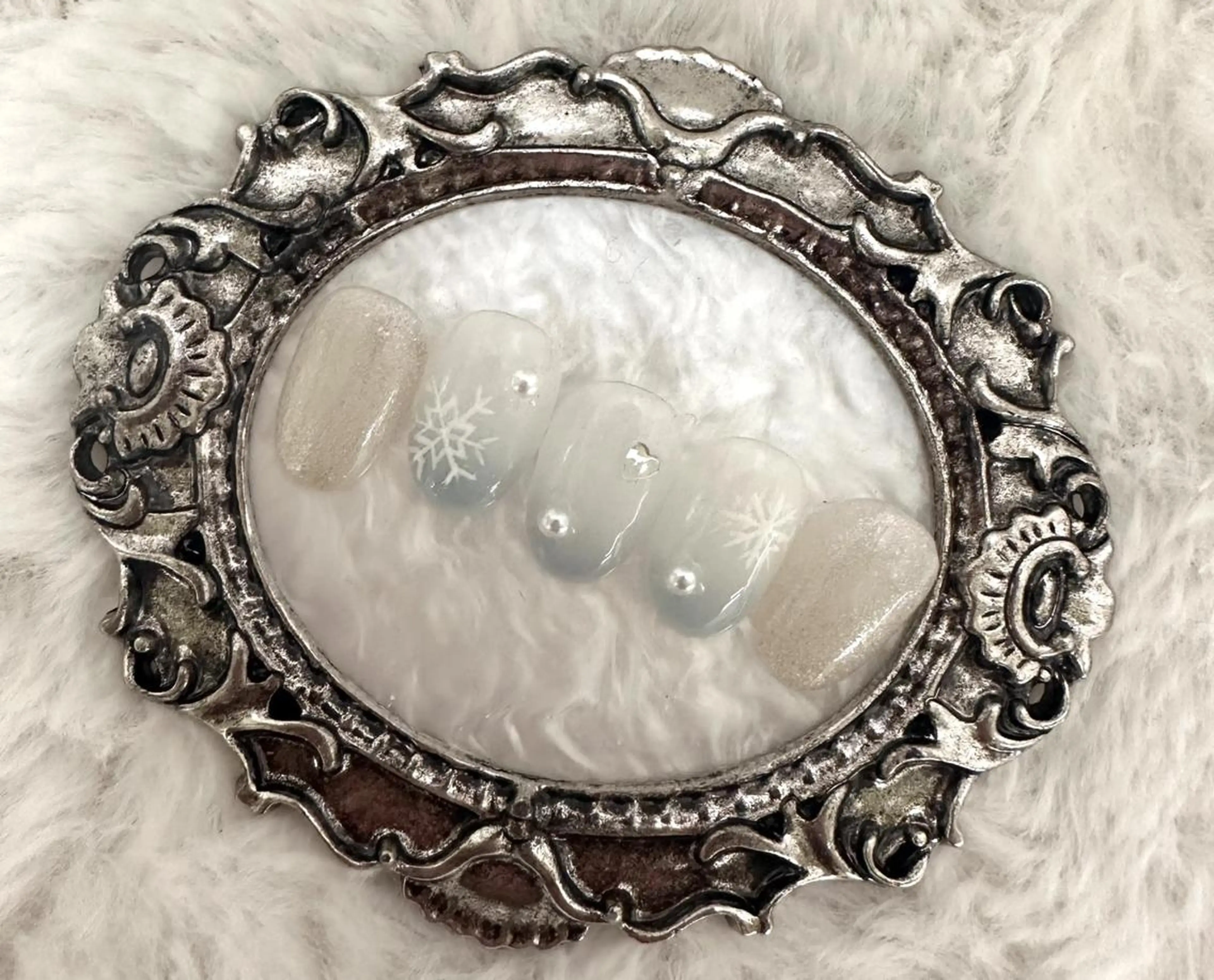 ネイル ハンドネイル 🦋y y Nail 🤍のネイルデザイン