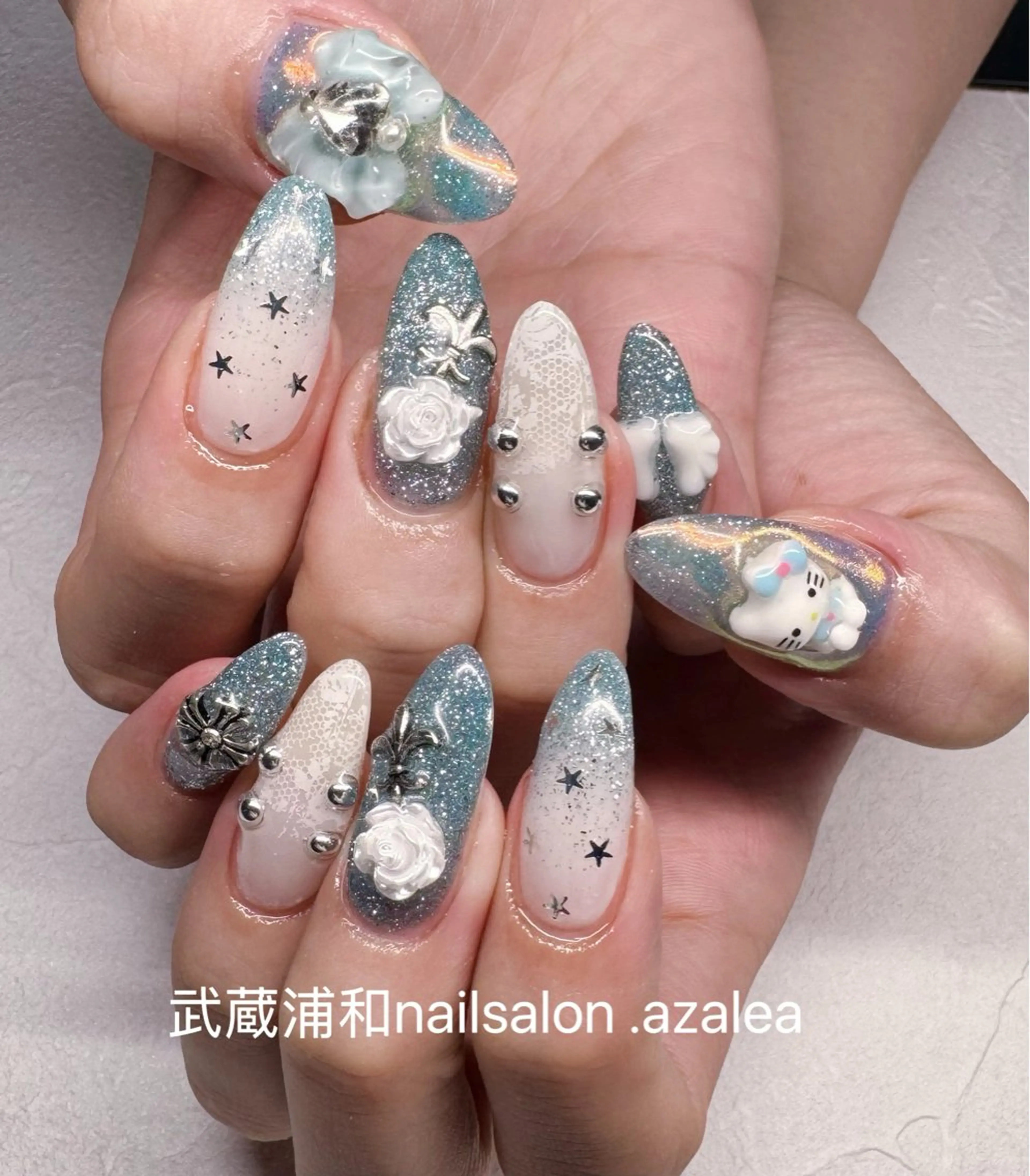 ネイル ハンドネイル R inのネイルデザイン