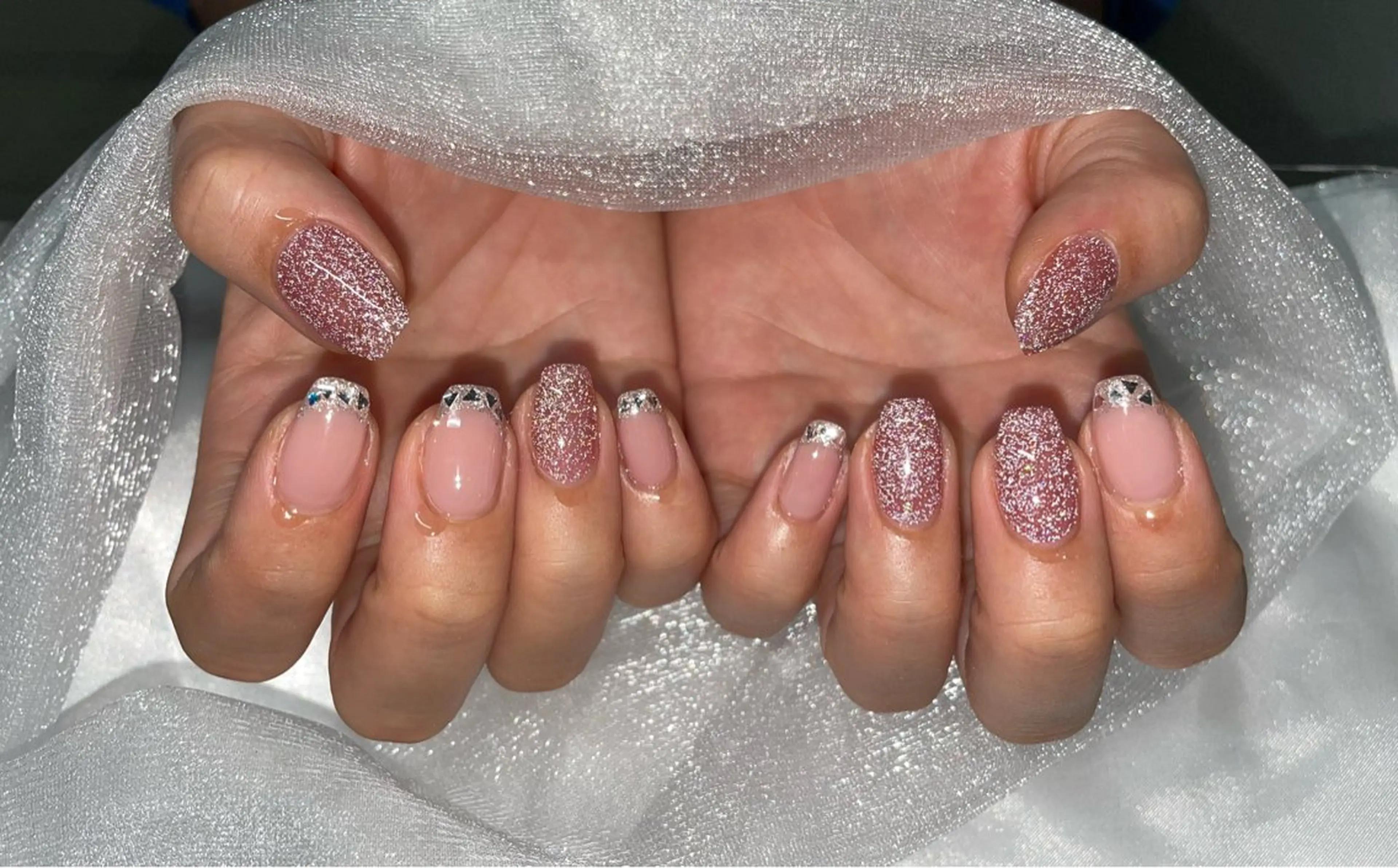 ネイル Roi〈ロワ〉 Minakoのネイルデザイン