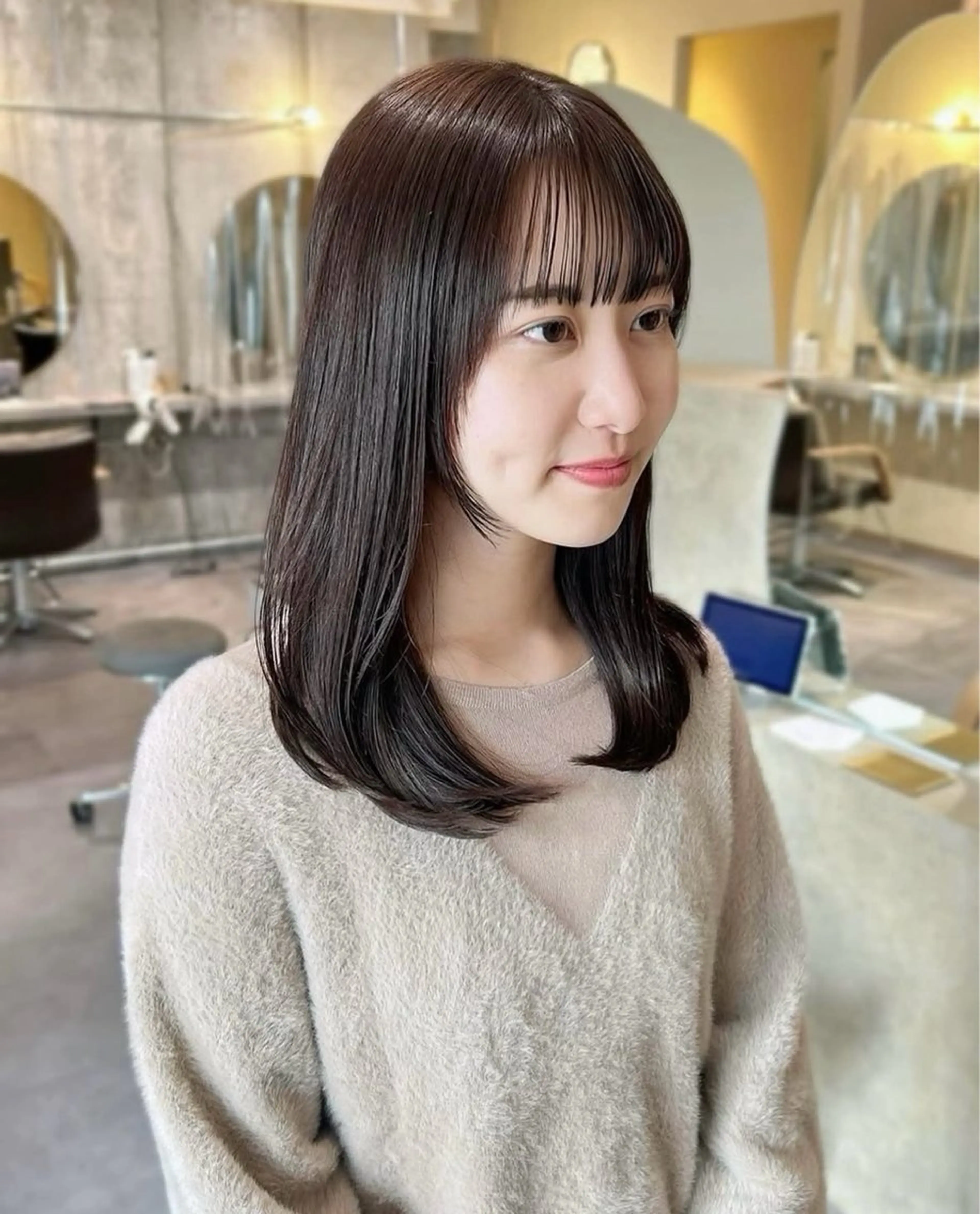 カラー アッシュ アッシュブラウン ブルーカラー ブラウンカラー オレンジ Kir'oom所属・さわ くるみのヘアスタイル