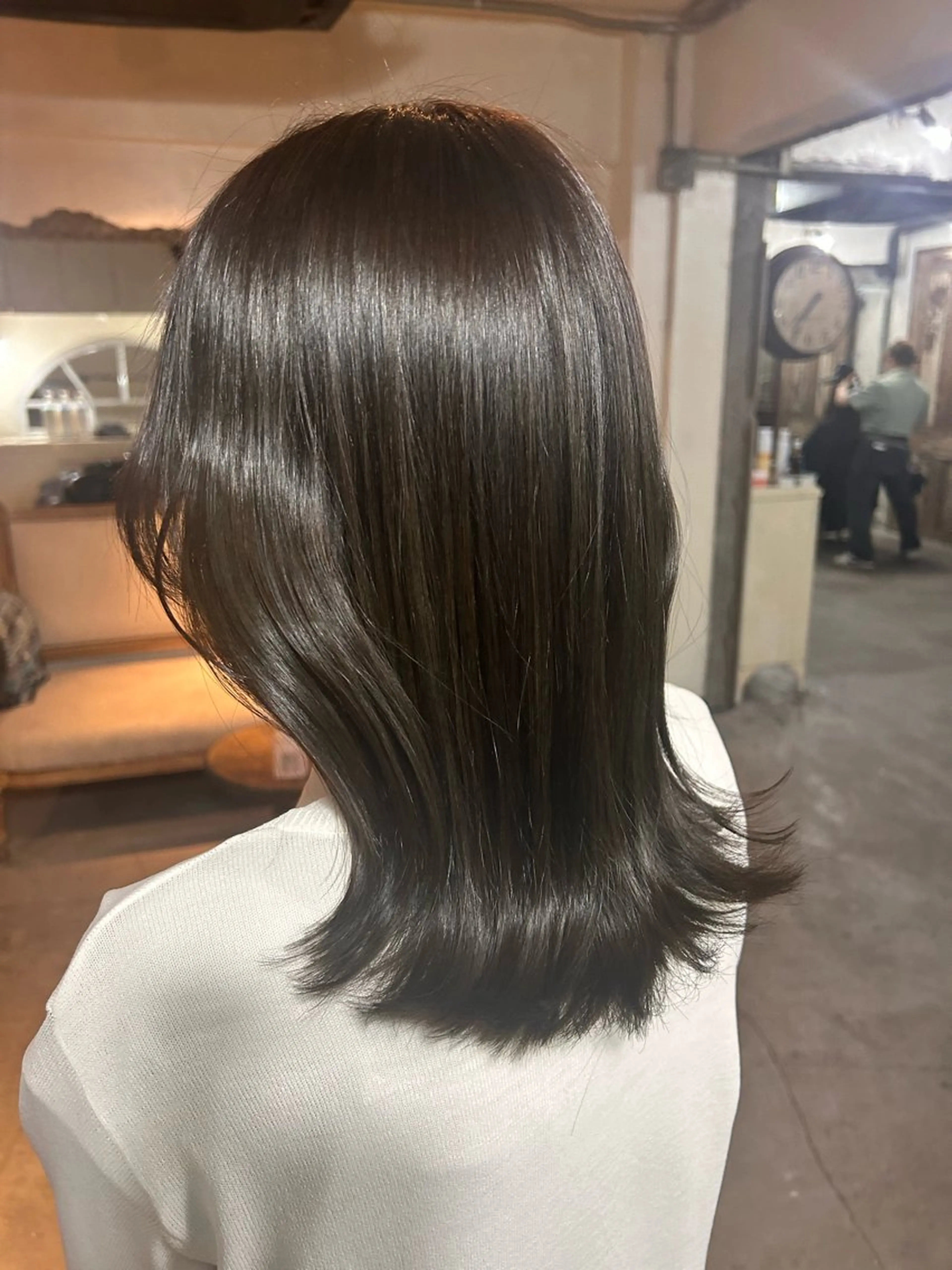 ミディアム カラー お任せヘア☘️☘️ 及川渚のヘアスタイル