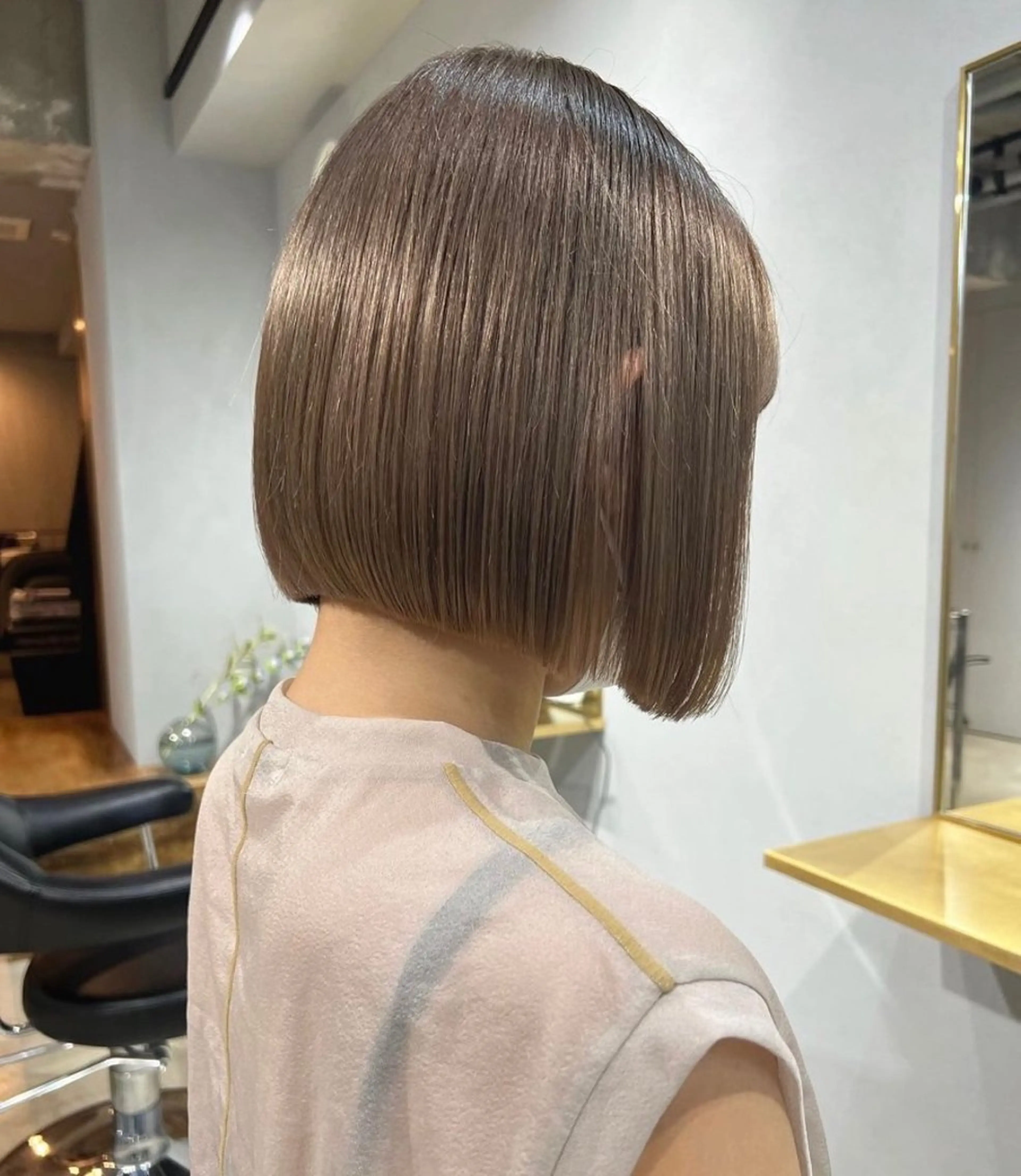 ショート カラー akane/ボブ /オリーブベージュのヘアスタイル