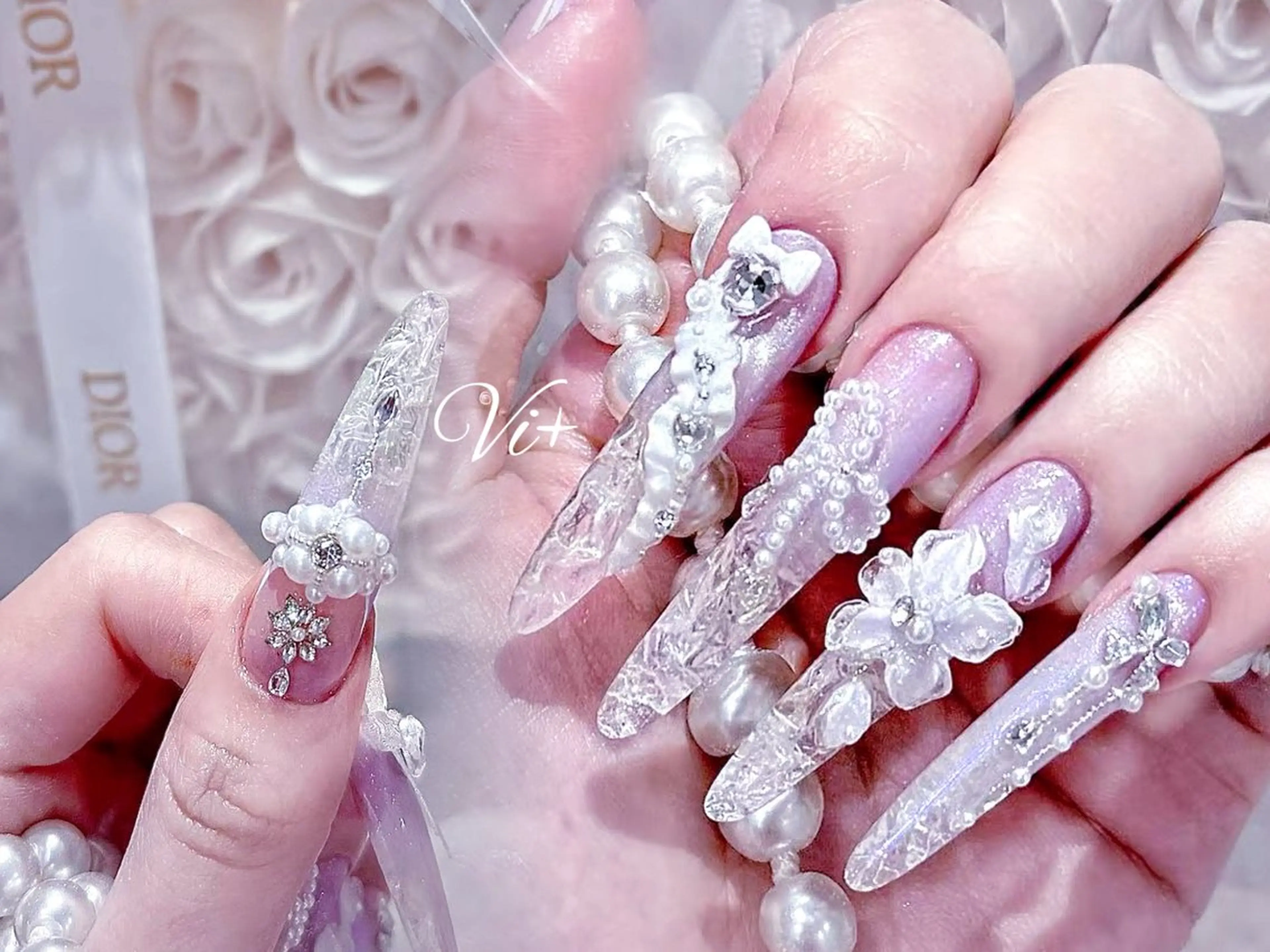 ネイル ✨Nailsalon Vi+✨のネイルデザイン