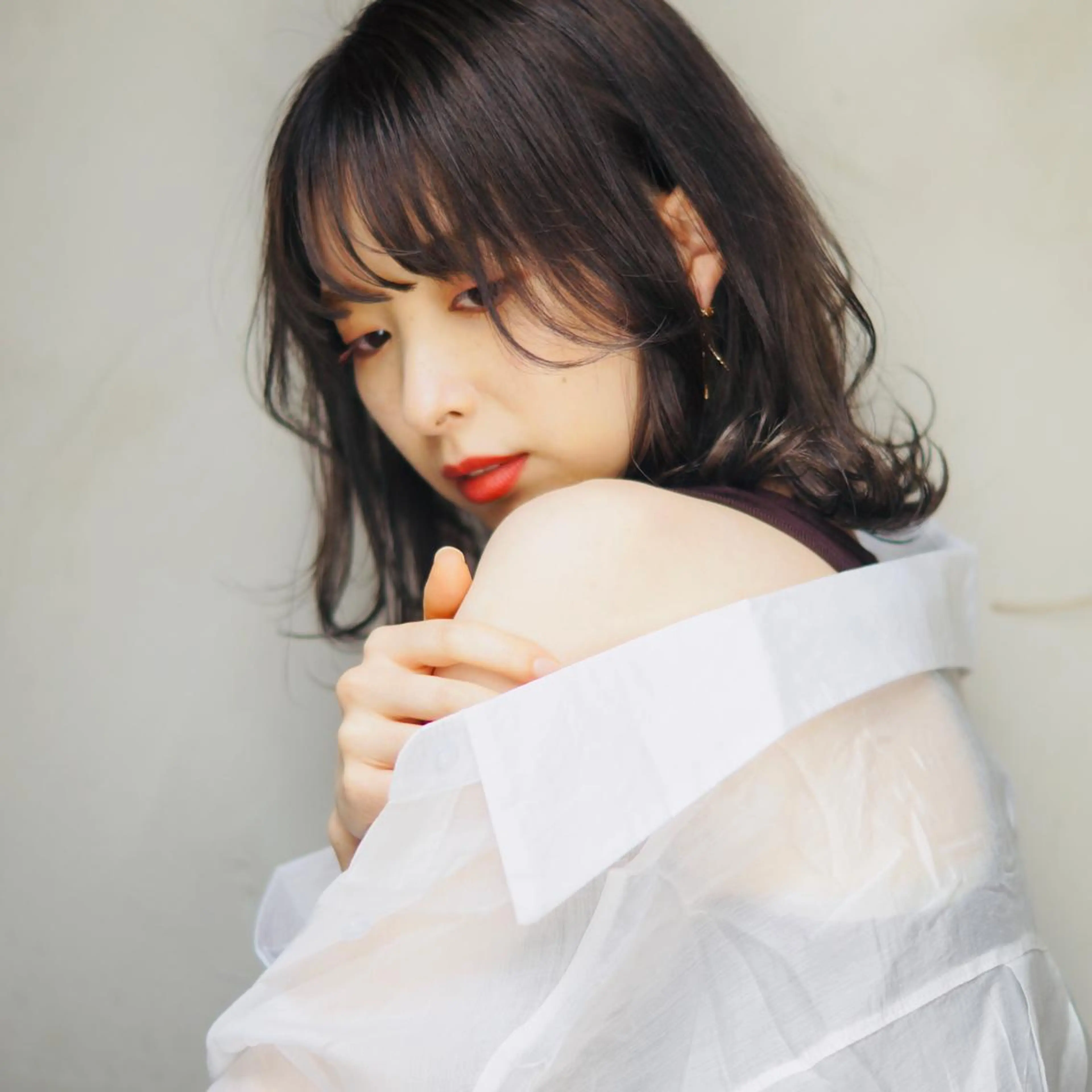 ミディアム カット ヘアカラー トリートメント hoNua. 栄/透明感カラーのヘアスタイル