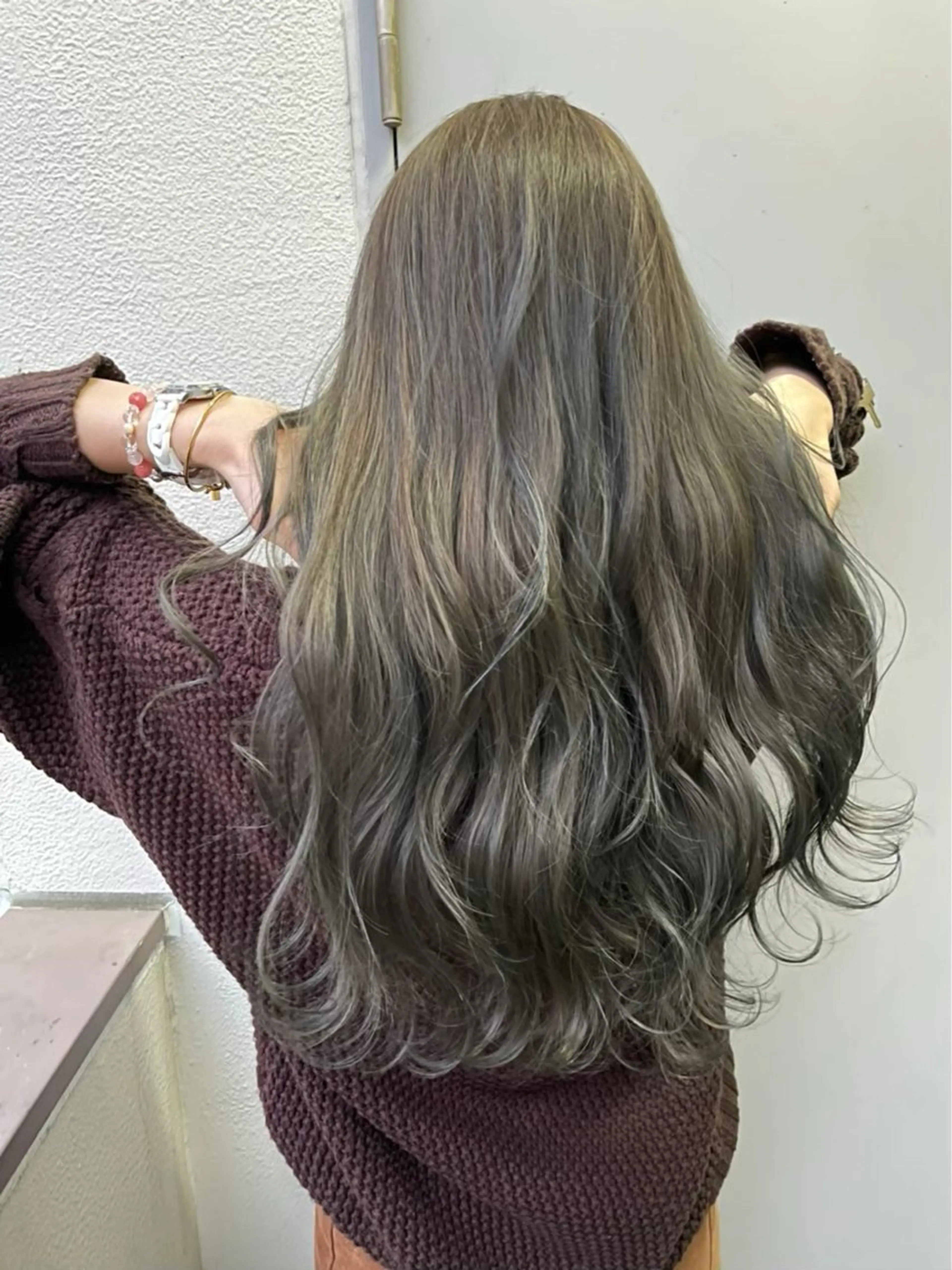 ロング カラー オリーブカラー イエローカラー SHOEI 【nero】のヘアスタイル