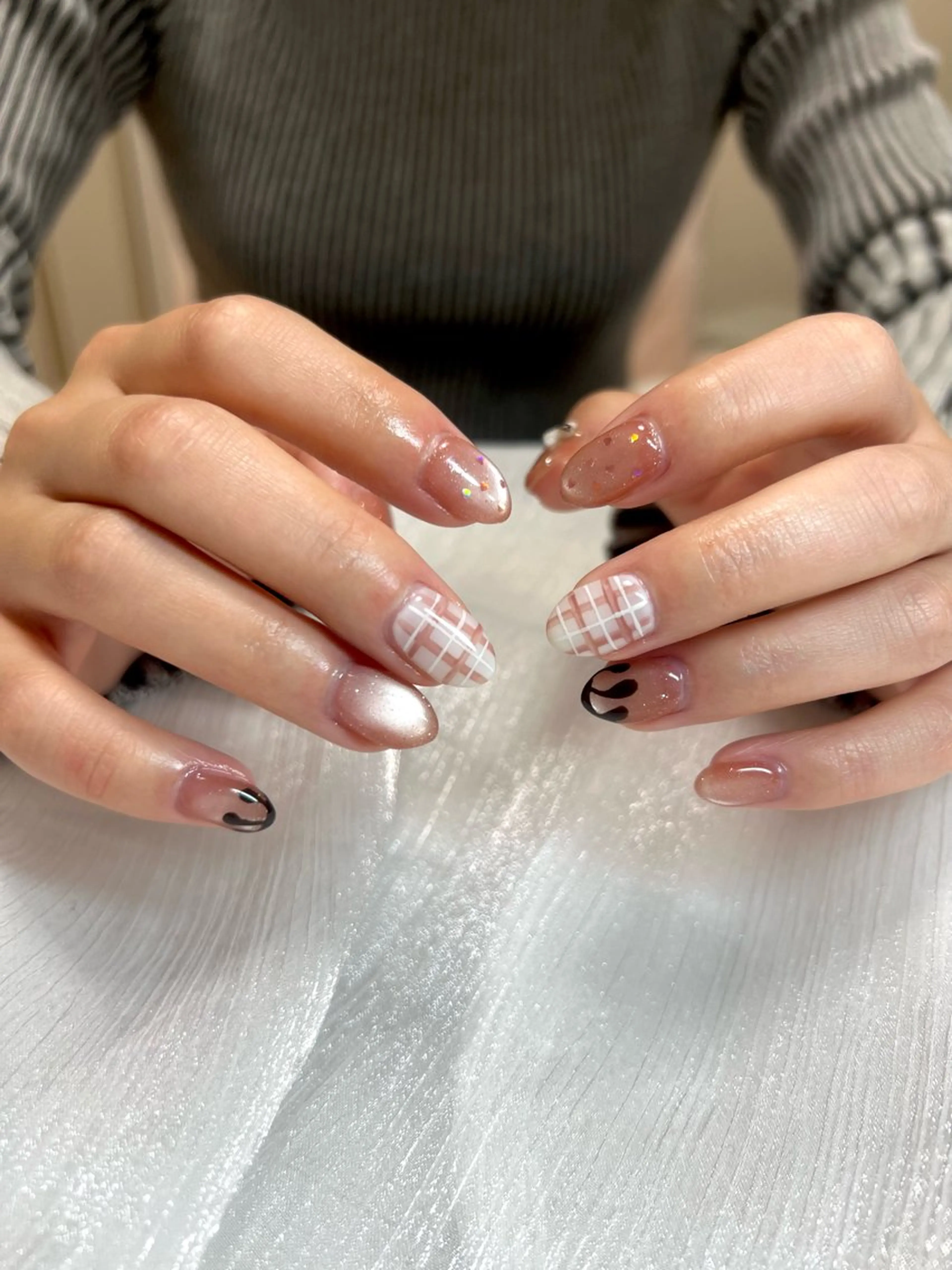 ネイル アートネイル マグネットネイル LACHIC NOZOMIのネイルデザイン