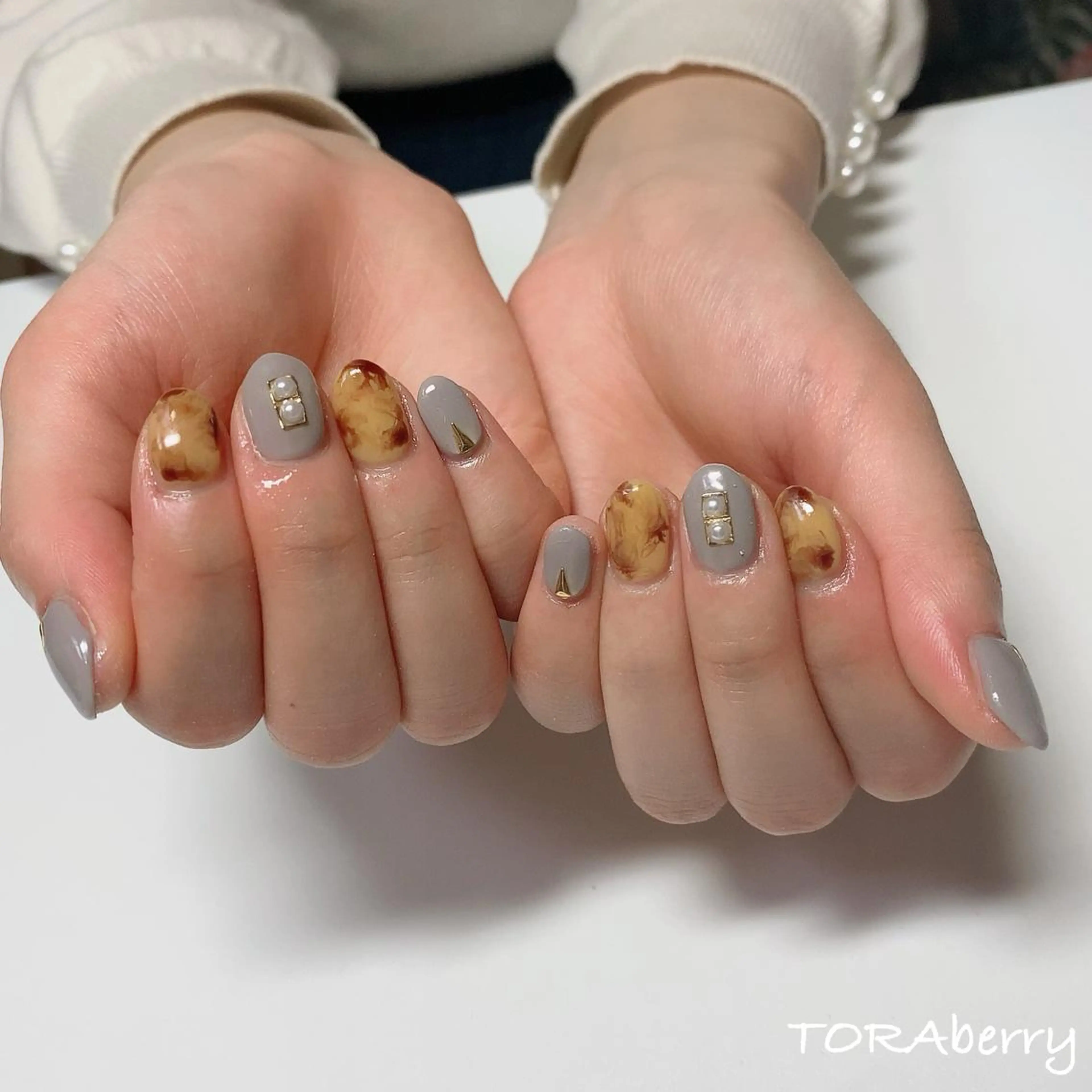 ネイル ハンドネイル ネイリスト なつみのネイルデザイン