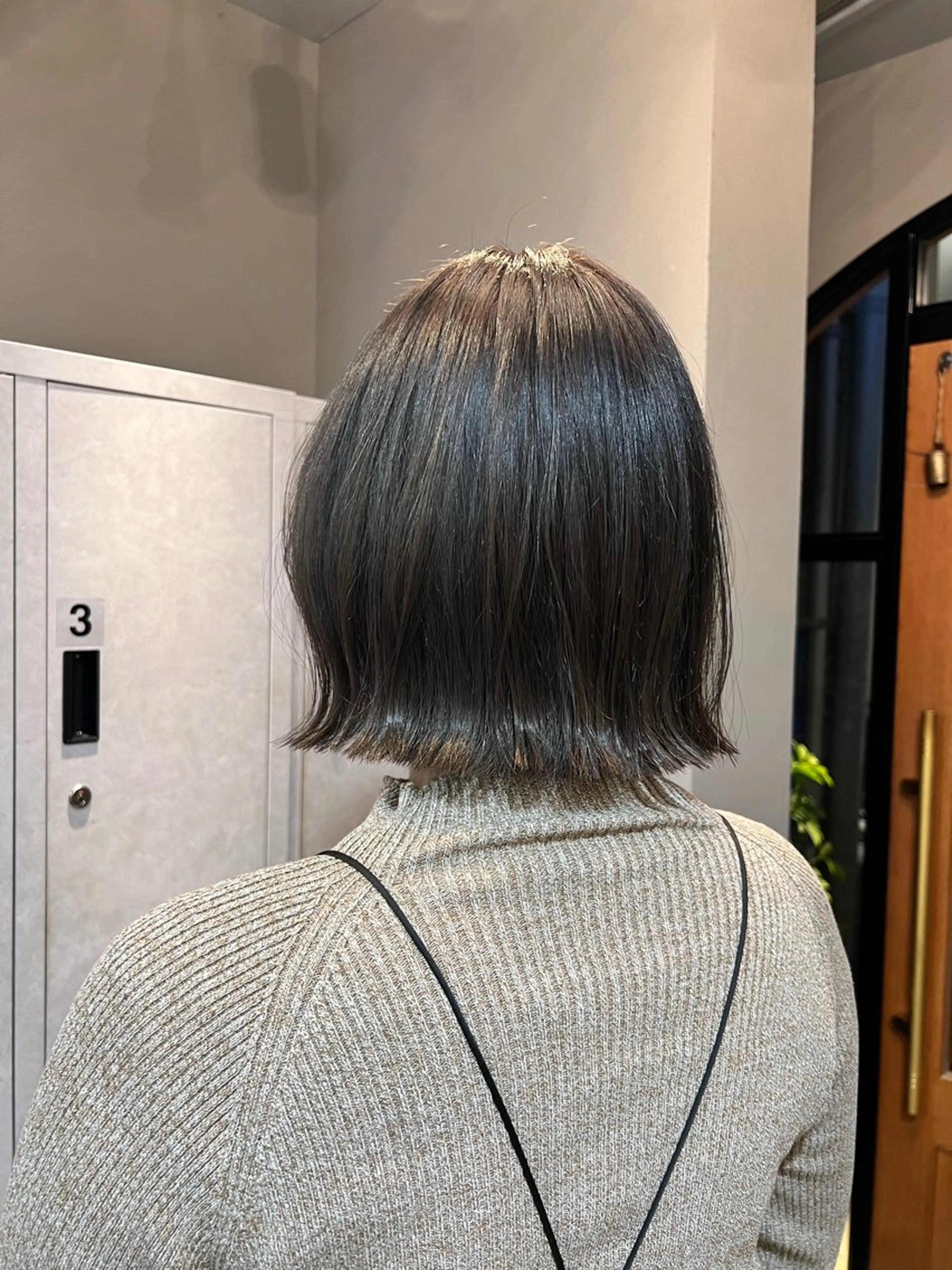 ショート カラー 切りっぱなしボブ ボブ 神戸ボブ✂️ ioe三宮/田 伸佳のヘアスタイル