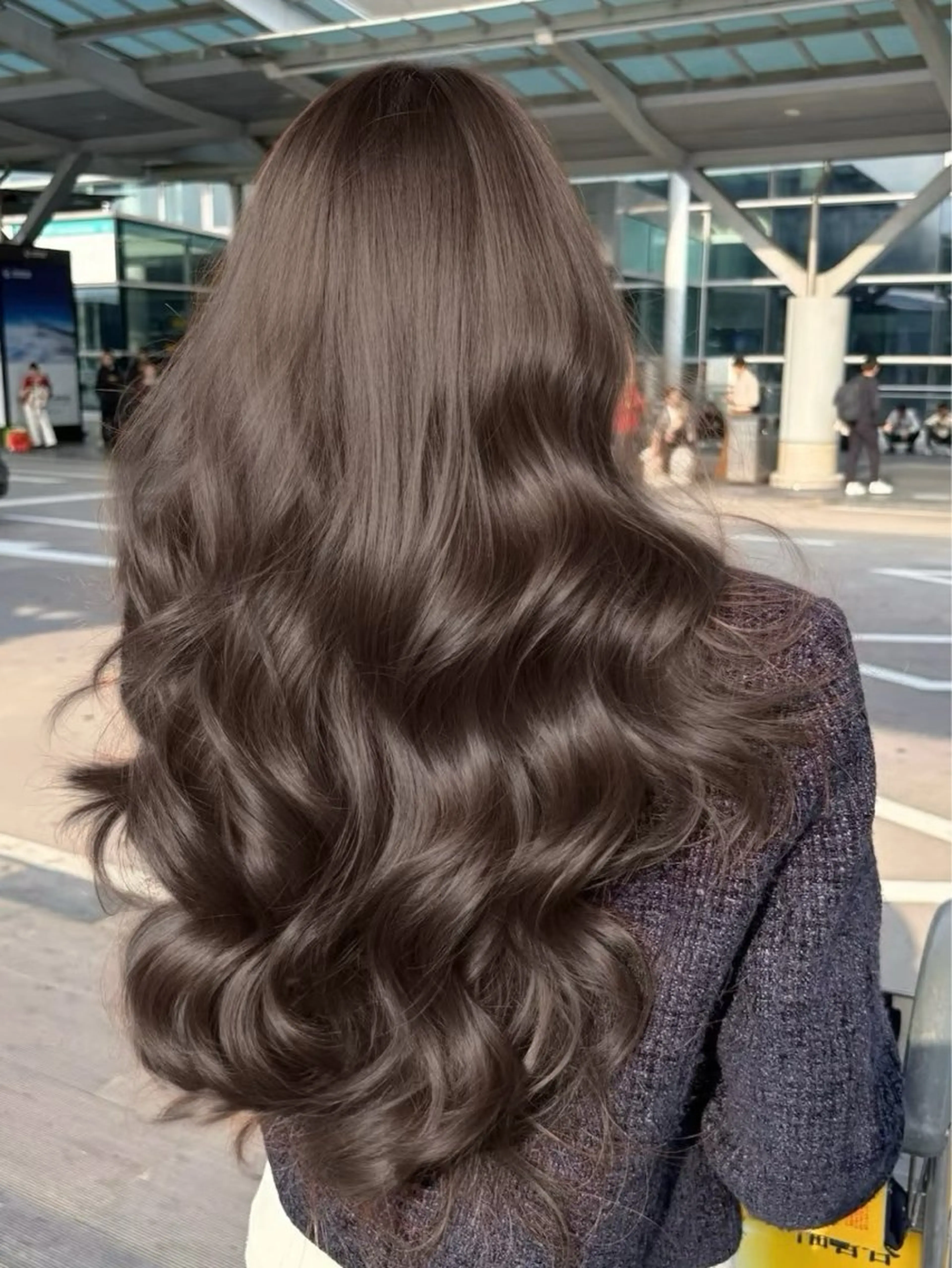 カラー ワンホン風ヘア まなのヘアスタイル