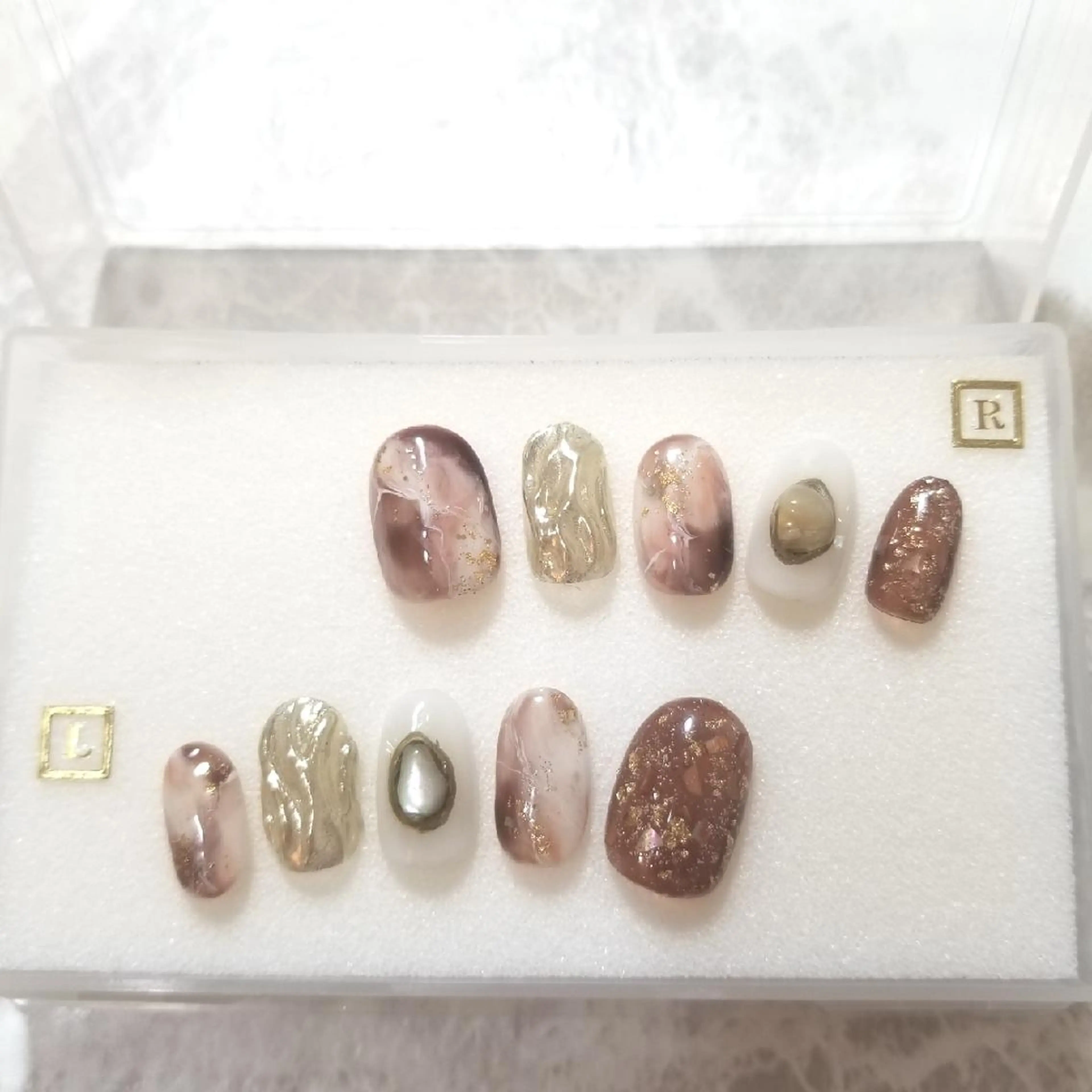 ネイル ネイルチップ ハンドネイル nijiiro🌈 サトウのネイルデザイン