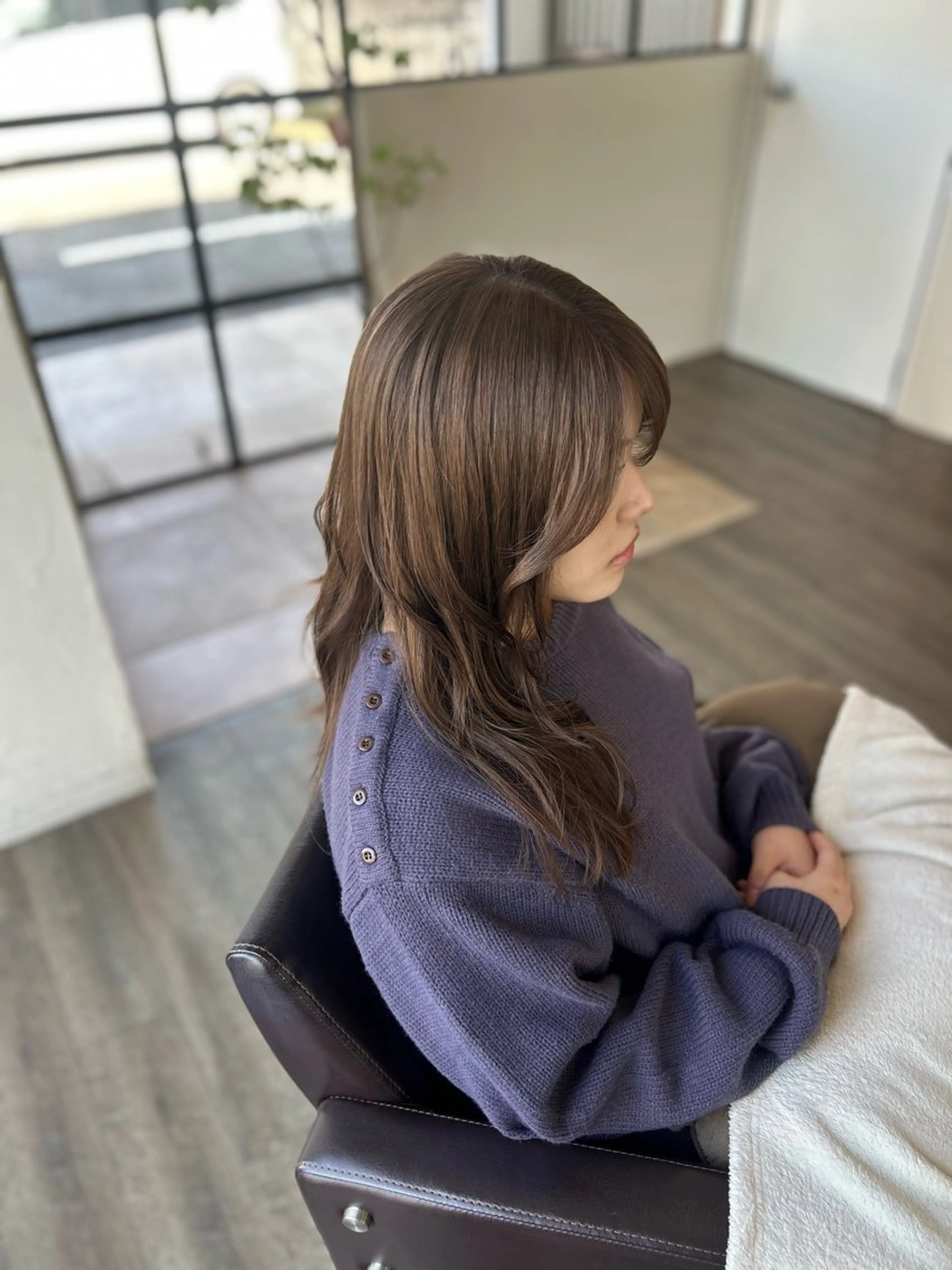 ロング カラー ブラウンカラー レイヤーカット カット ヘアカラー Morpho Hair Product所属・井上 花音のヘアスタイル