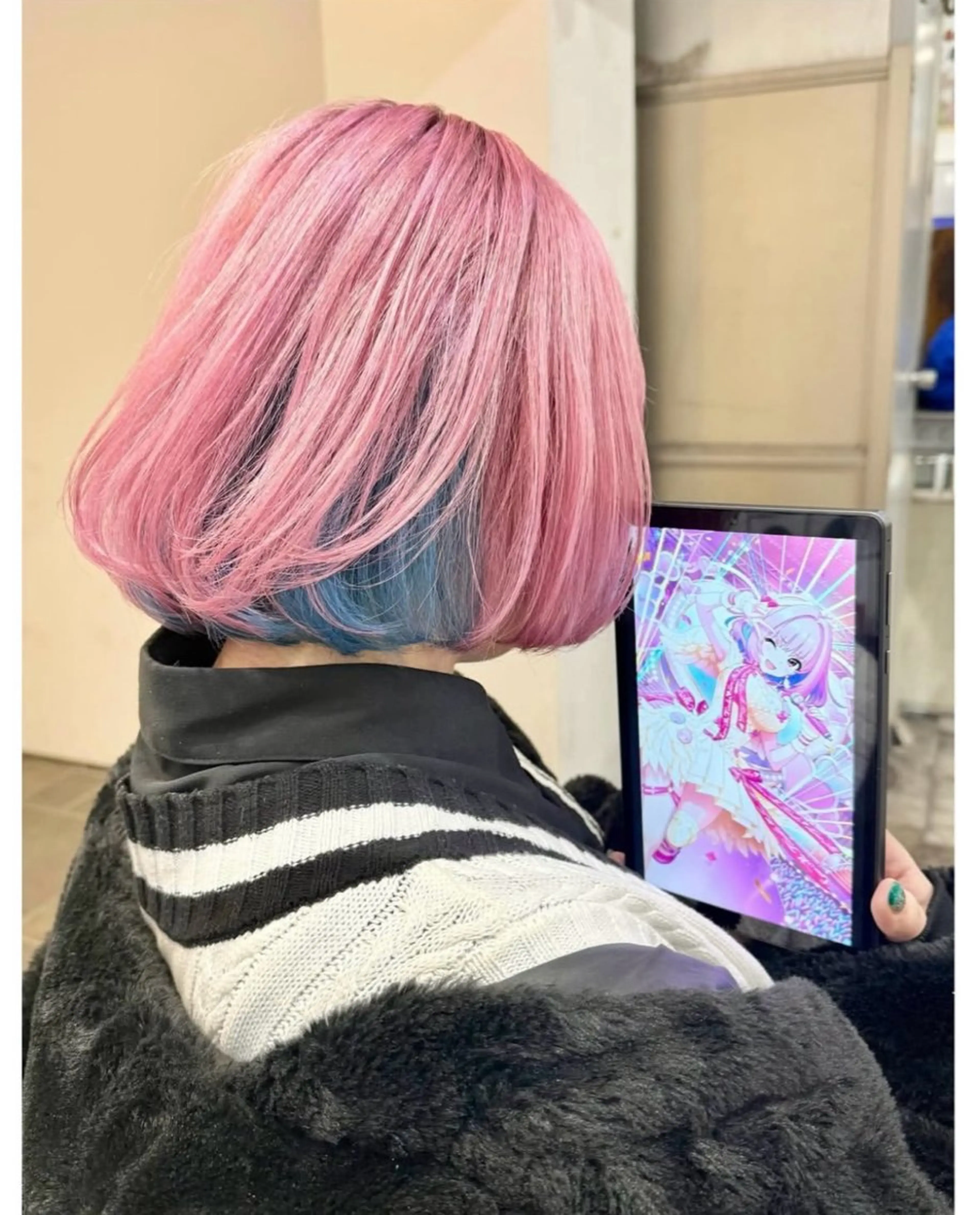 ショート カラー ブルーカラー ピンクカラー ヘアカラー TSUNO🦖 派手髪/オタク美容師のヘアスタイル