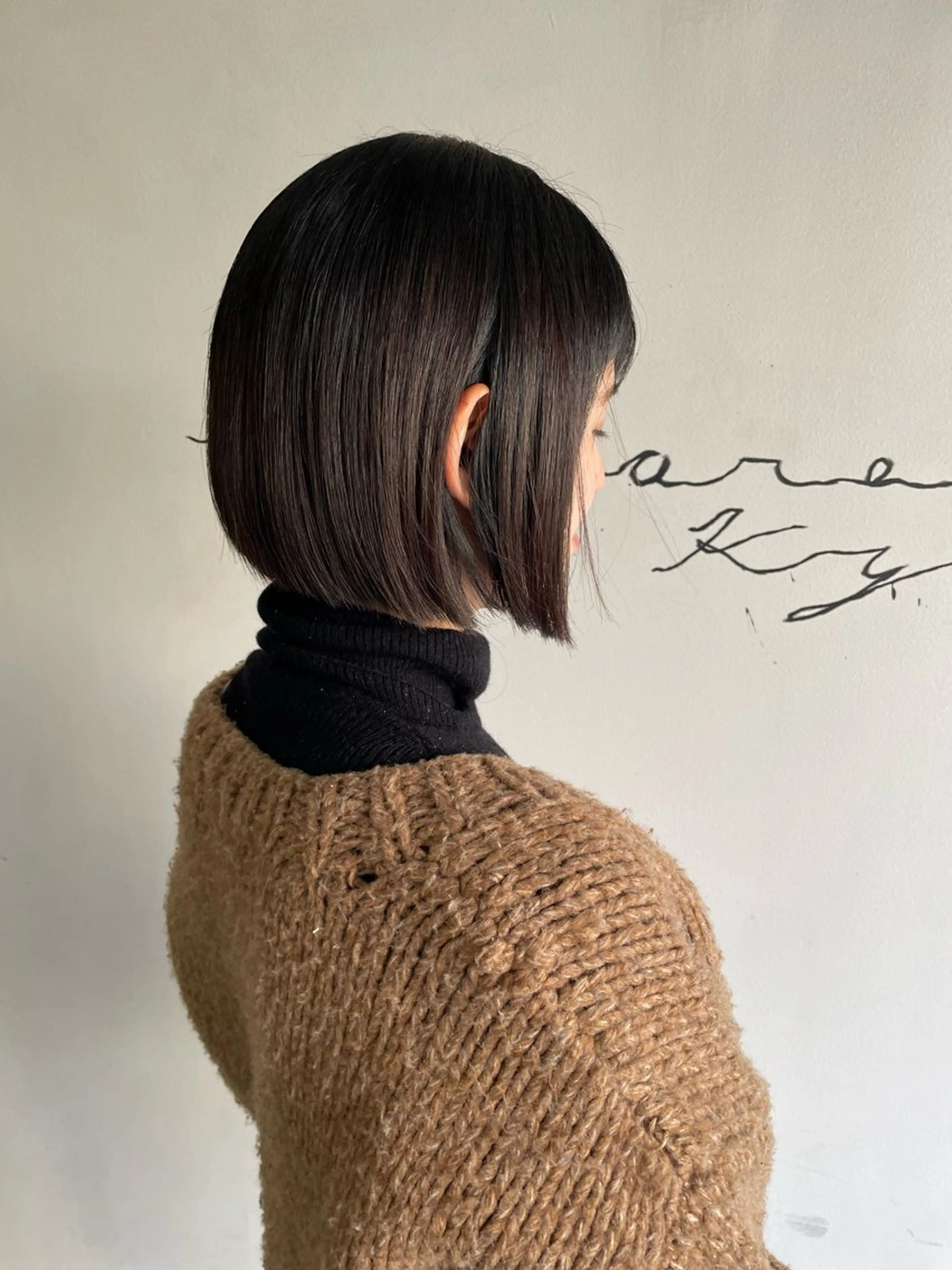 ミディアム 上山 萌音のヘアスタイル