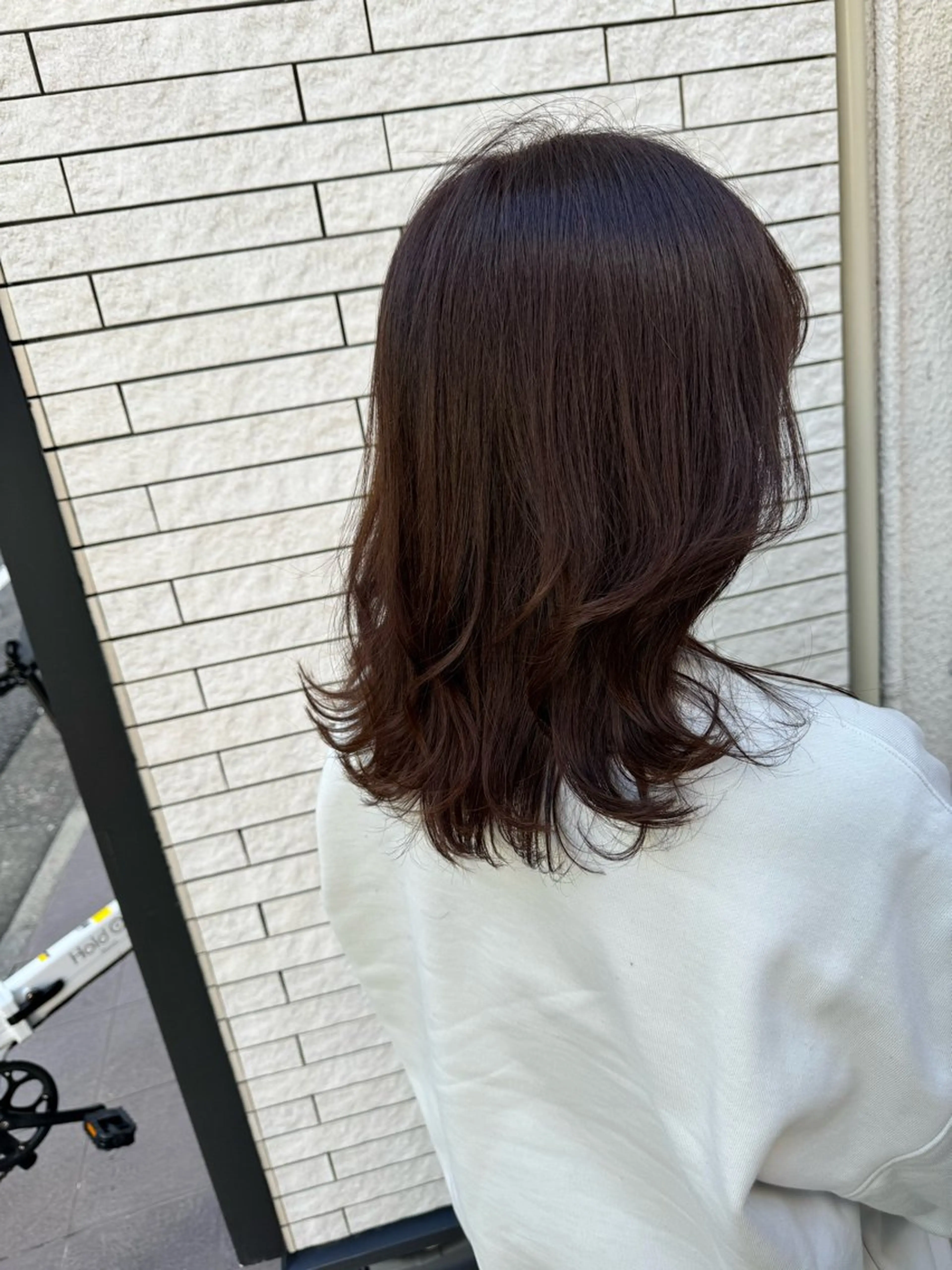 ミディアム カラー ブリーチ イルミナカラー くびれヘア 髪質改善 縮毛矯正 カット ヘアカラー トリートメント OAK 中目黒のヘアスタイル