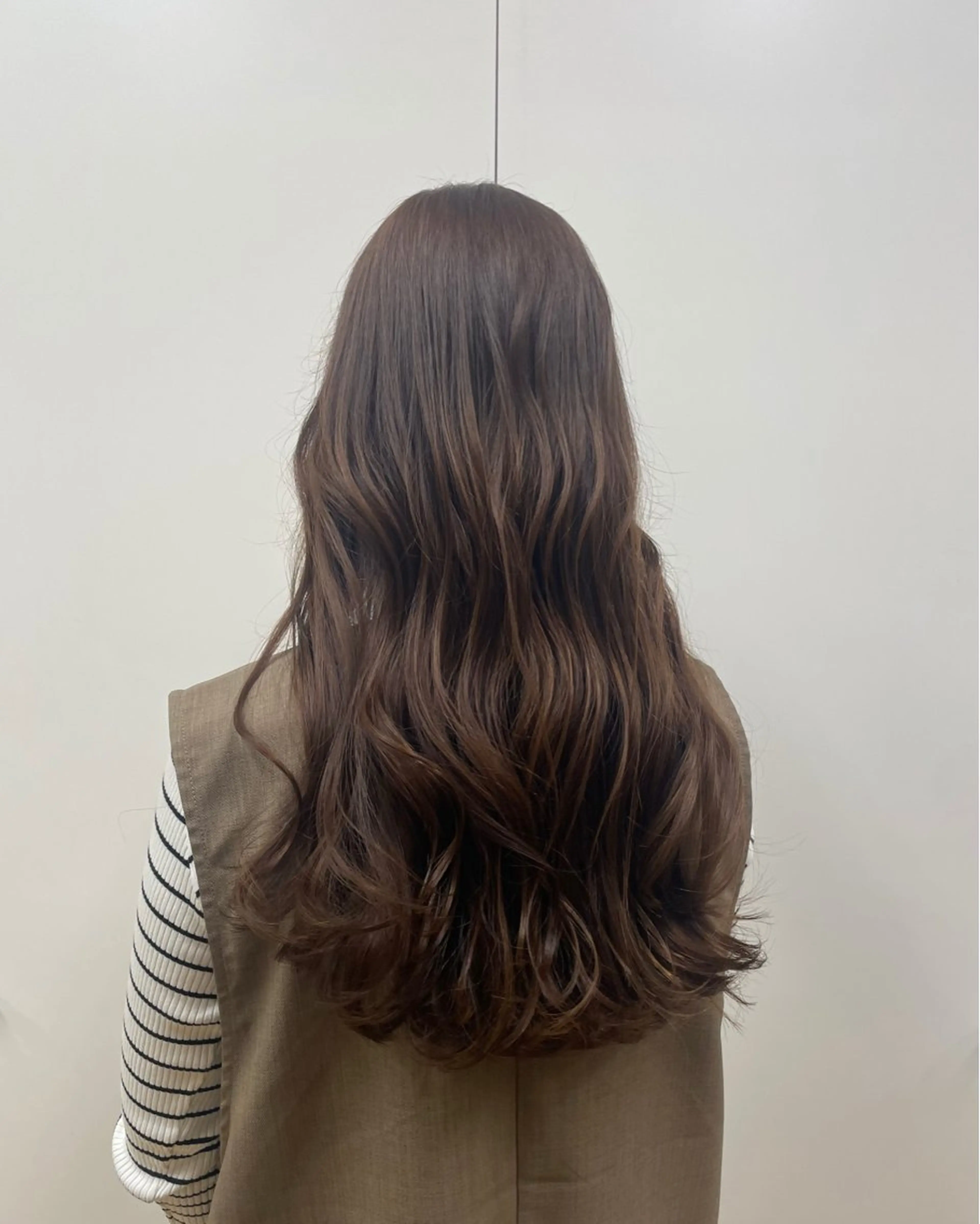 ロング カラー 【アクイール】やまだ みなのヘアスタイル