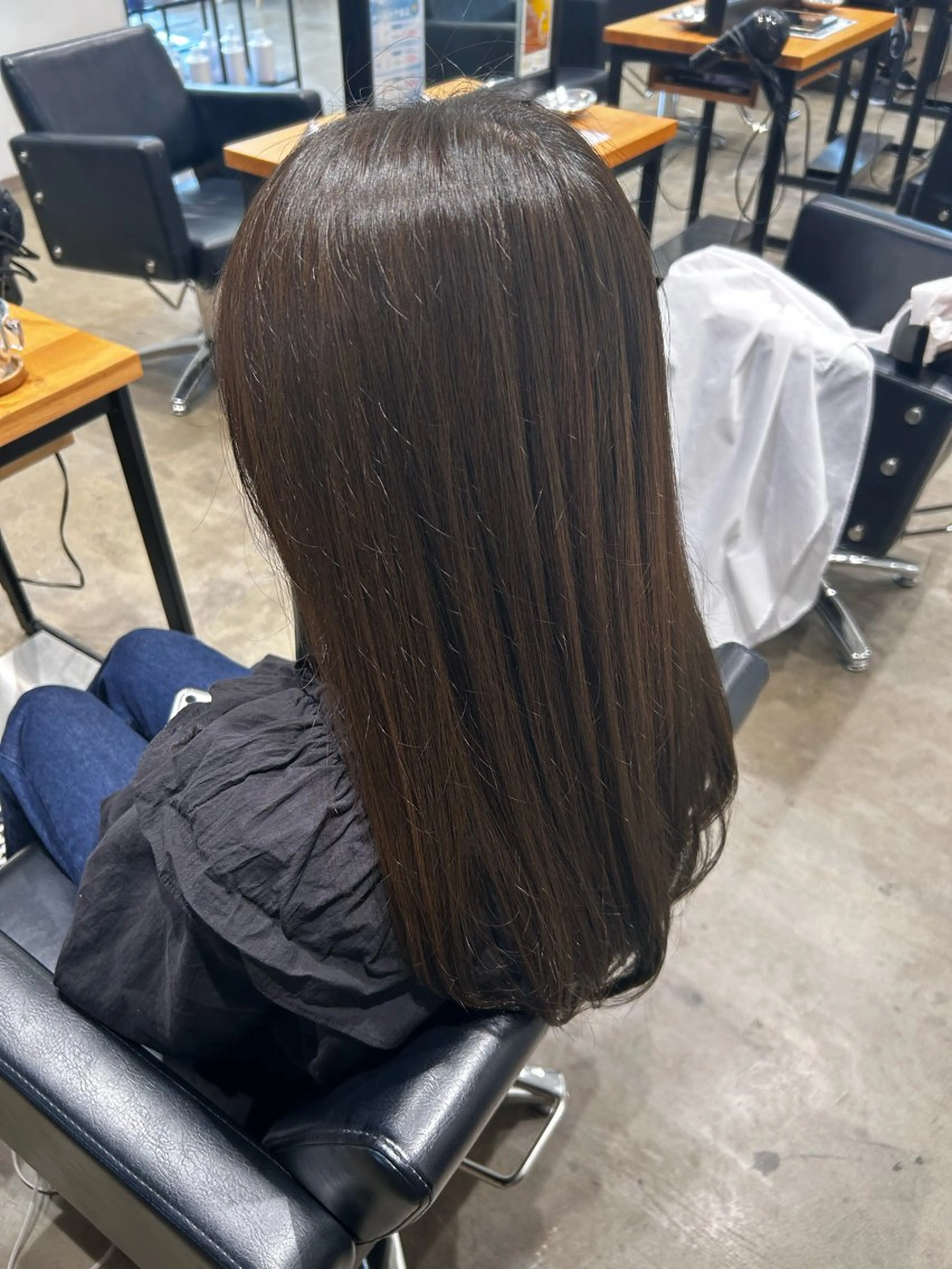 ロング カラー ブラウンカラー オリーブブラウン ヘアカラー くろだ かなのヘアスタイル