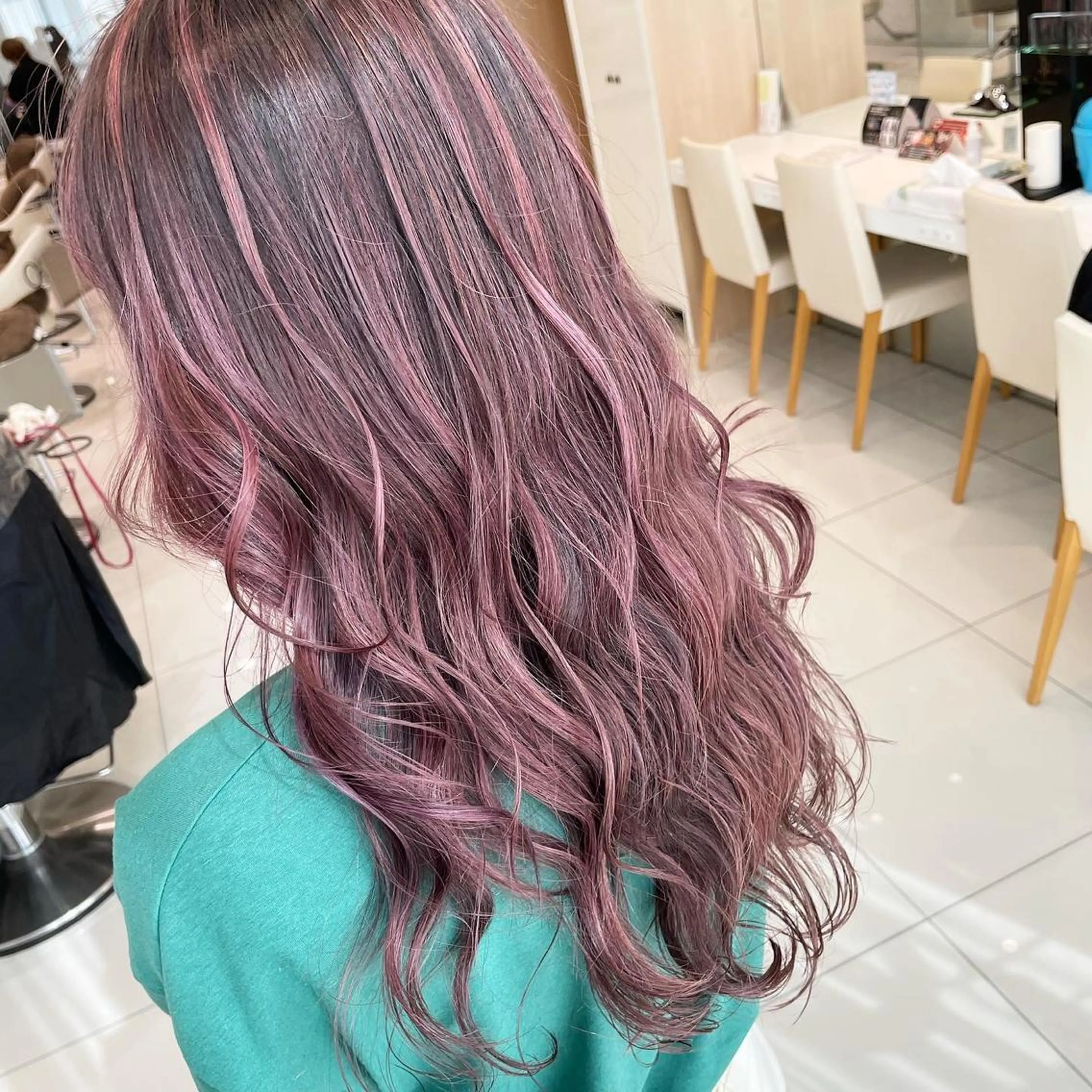 ロング カラー カット ヘアカラー トリートメント 新規限定カット無料 クーポン有り【桂口】のヘアスタイル