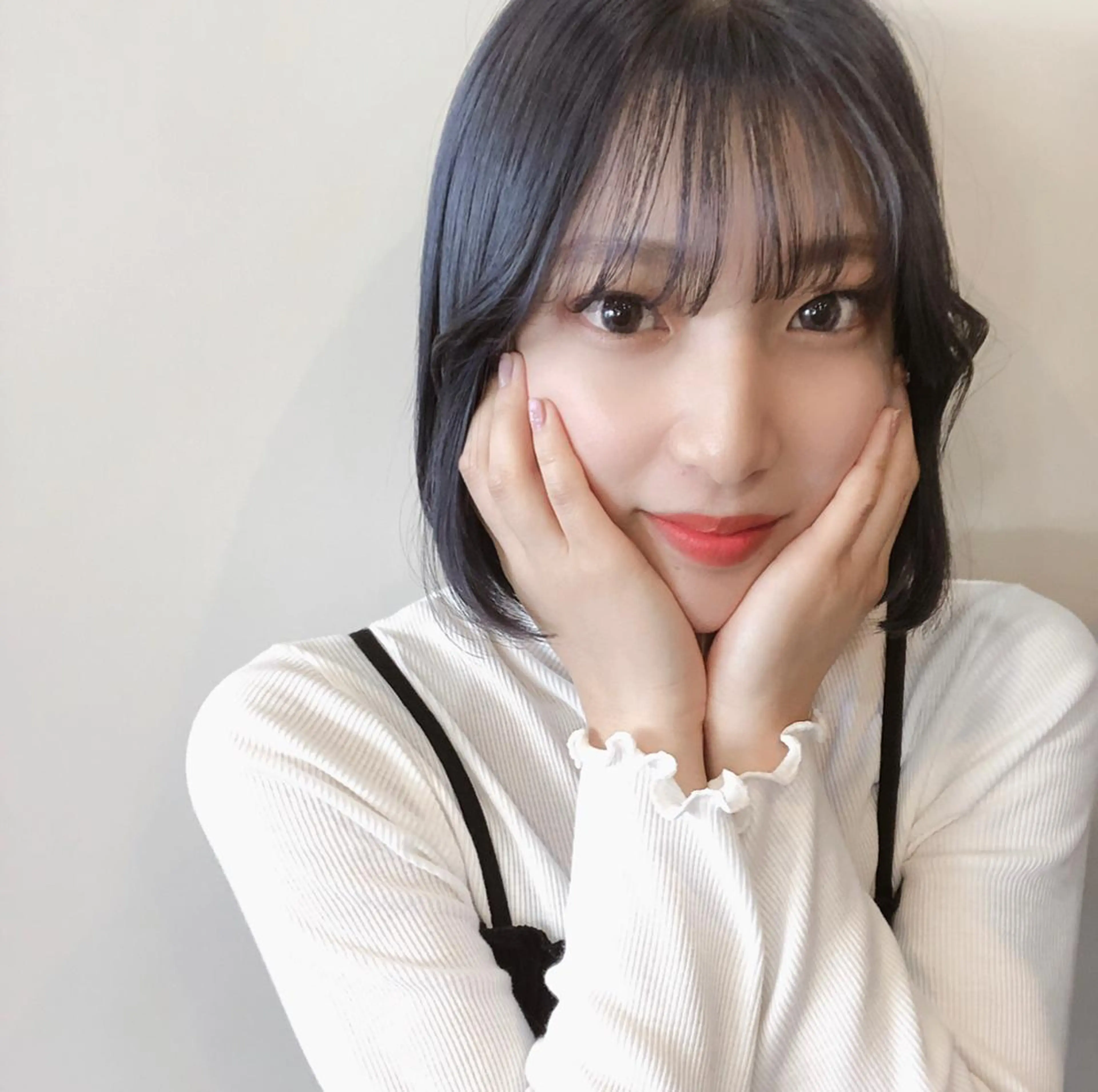 ショート カラー anB ハルカのヘアスタイル