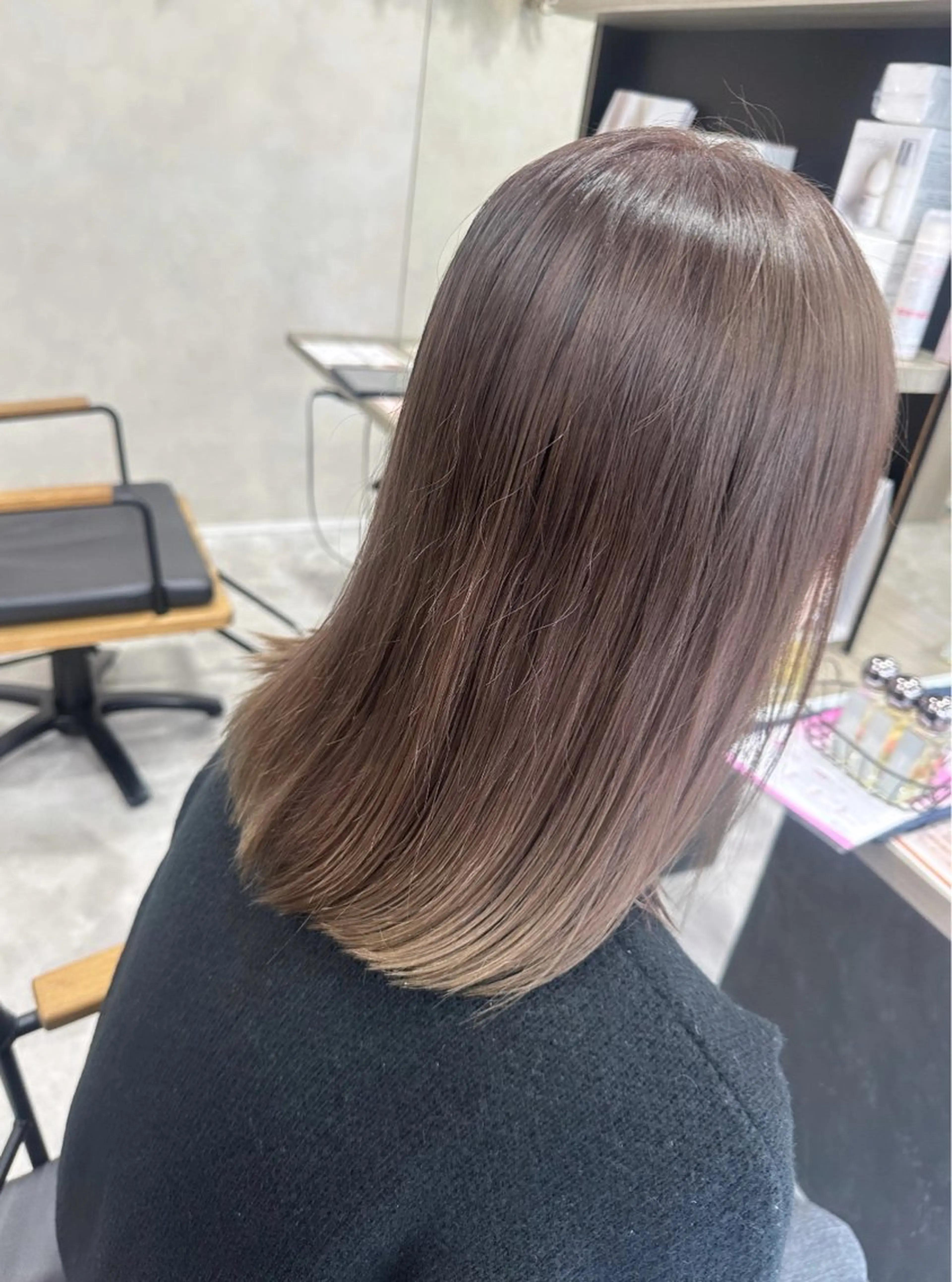 セミロング 𝑴𝒐𝒓𝒊‎‪ /髪質改善/艶髪🖤のヘアスタイル