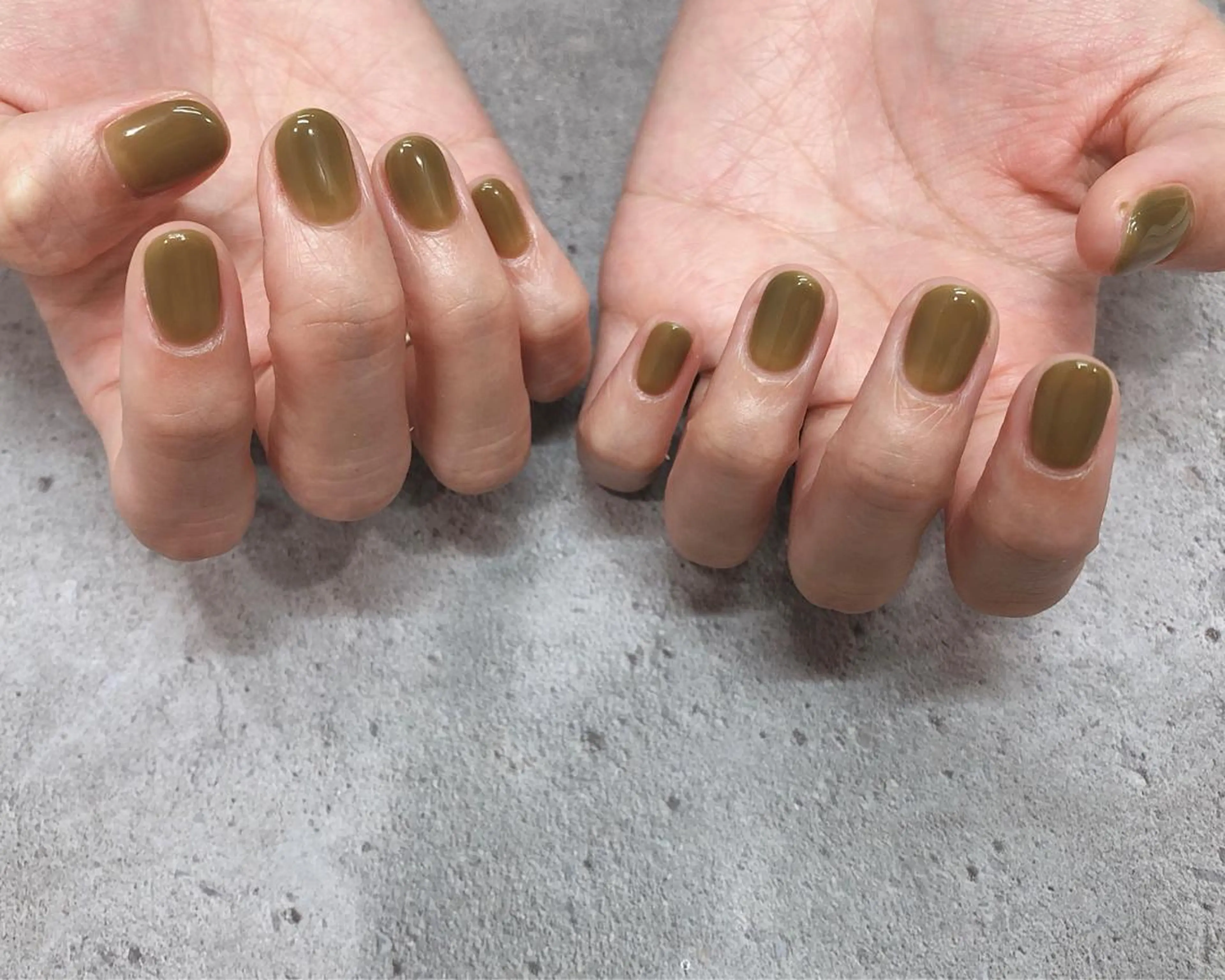 ネイル グリーン ハンドネイル saki_ nail heronのネイルデザイン