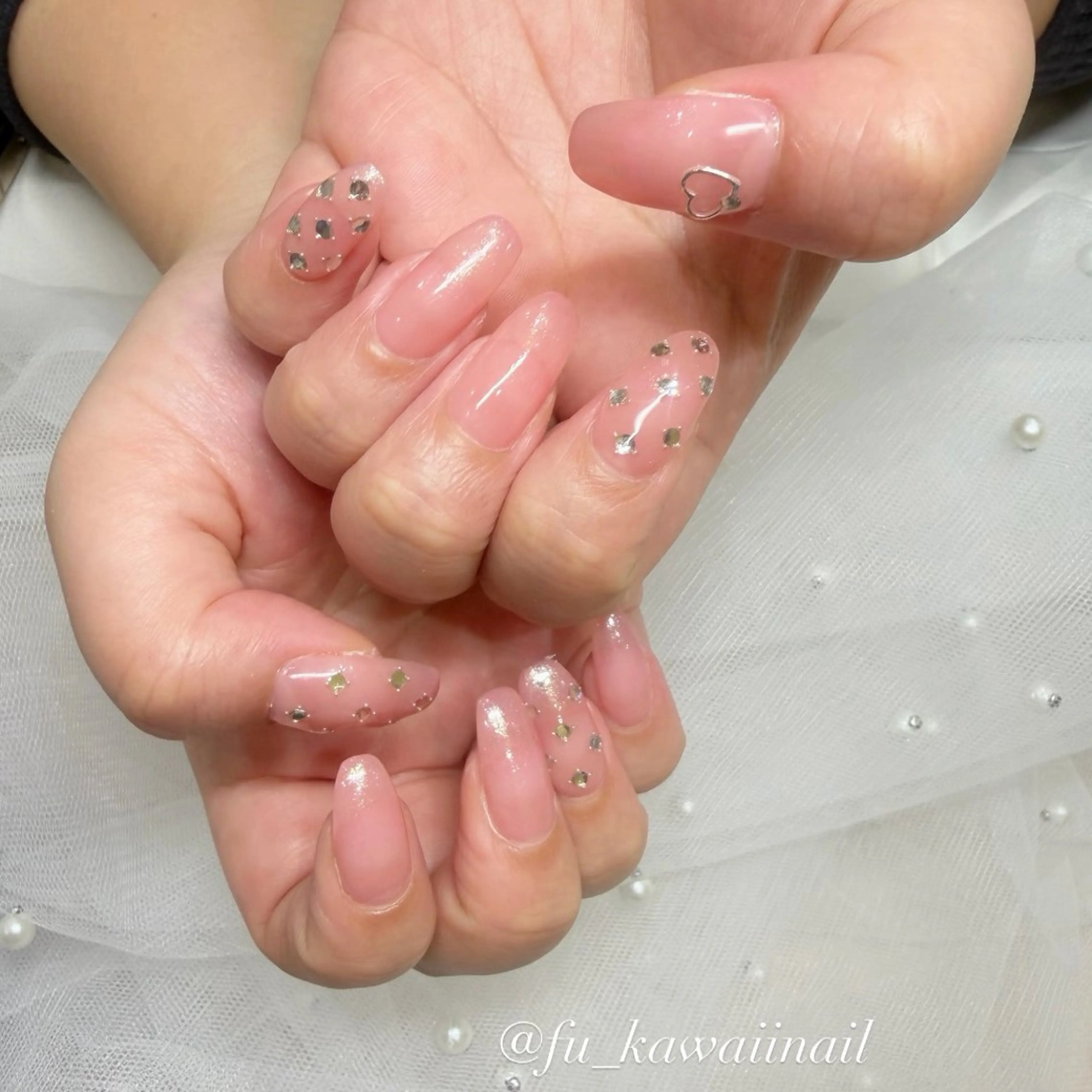 ネイル ラメ(グリッター) ラメグラデーション ハンドネイル 🪞ヤギフウカ🪞 渋谷ネイルのネイルデザイン