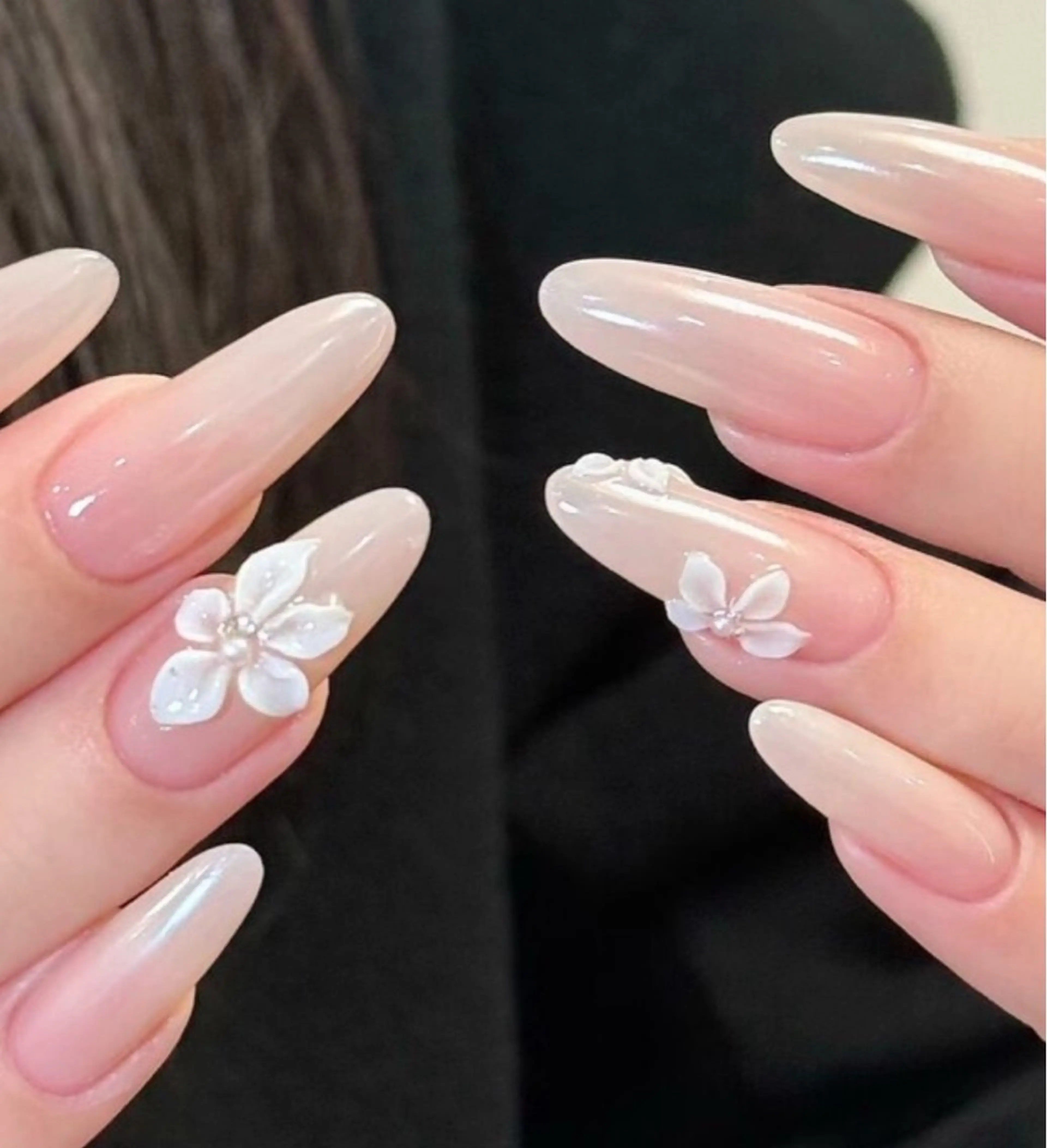 ネイル ハンドネイル MoonNail ユリ🌸のネイルデザイン