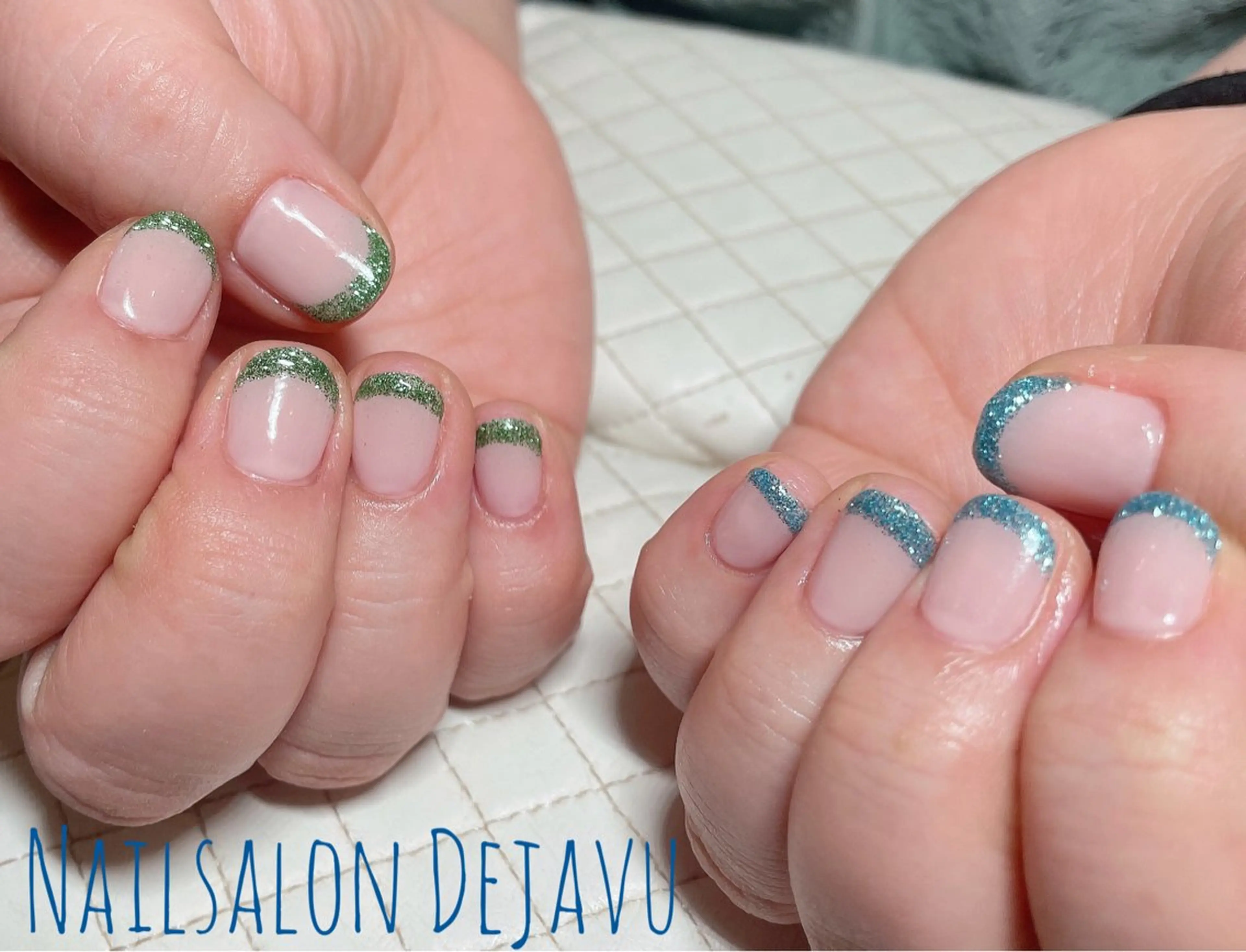 ネイル フレンチネイル ラメ(グリッター) Nail salon Dejavu 🌿のネイルデザイン