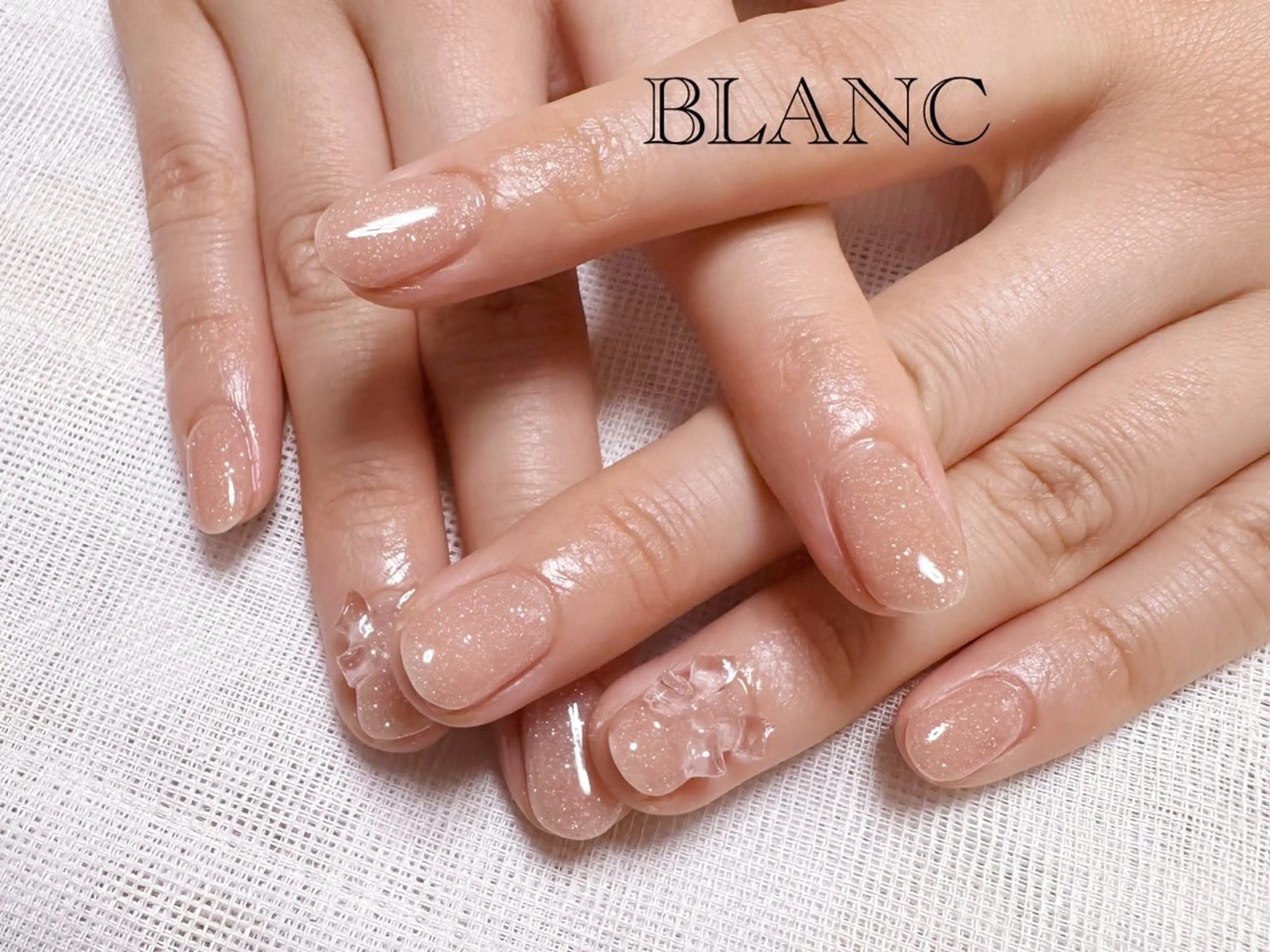 ネイル アートネイル 長さ出し フラッシュネイル ジェルネイル グラデーション BLANC （ブラン）のネイルデザイン