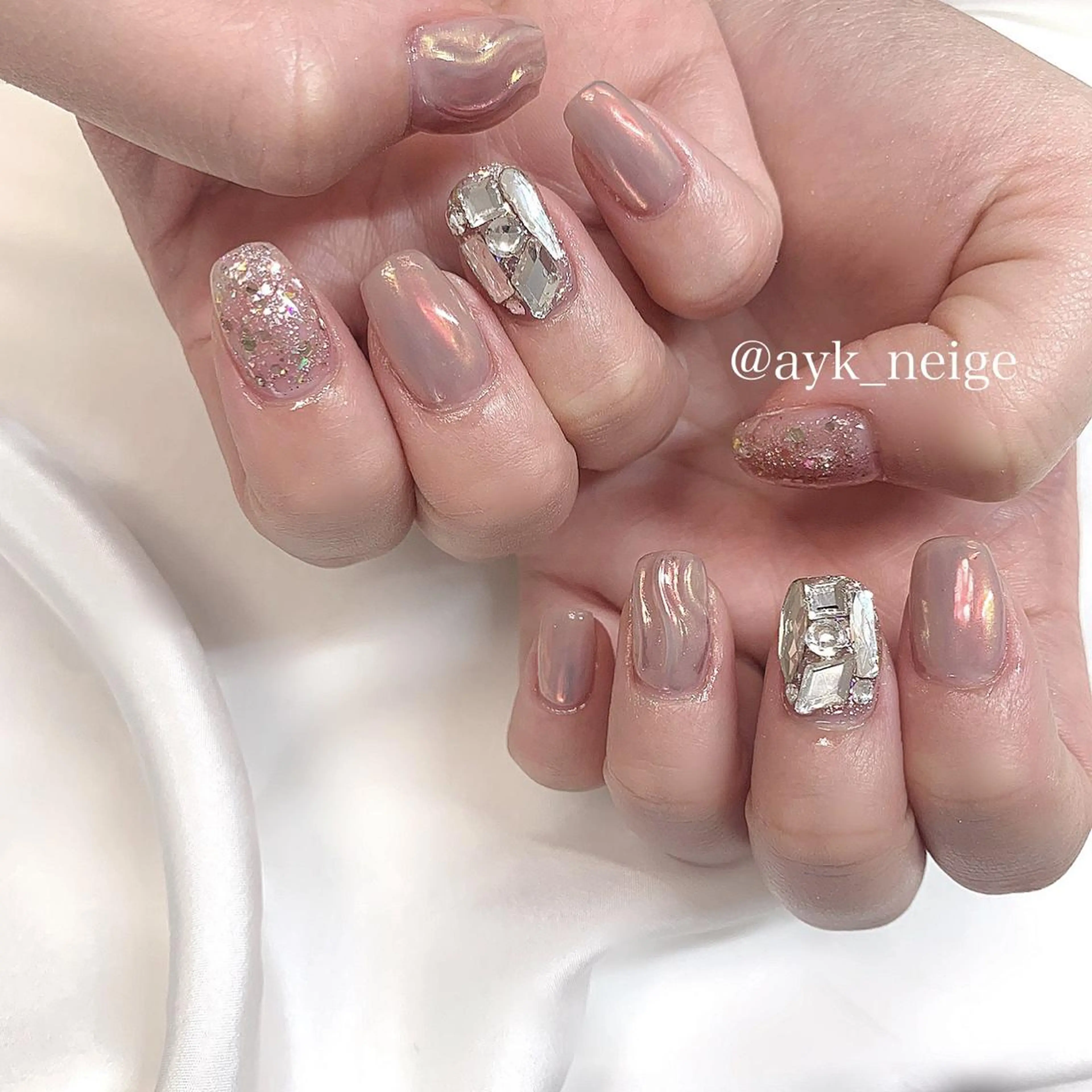 ネイル オーロラネイル ハート 韓国ネイル 冬ネイル n'eige nail所属・大谷 綾香のネイルデザイン