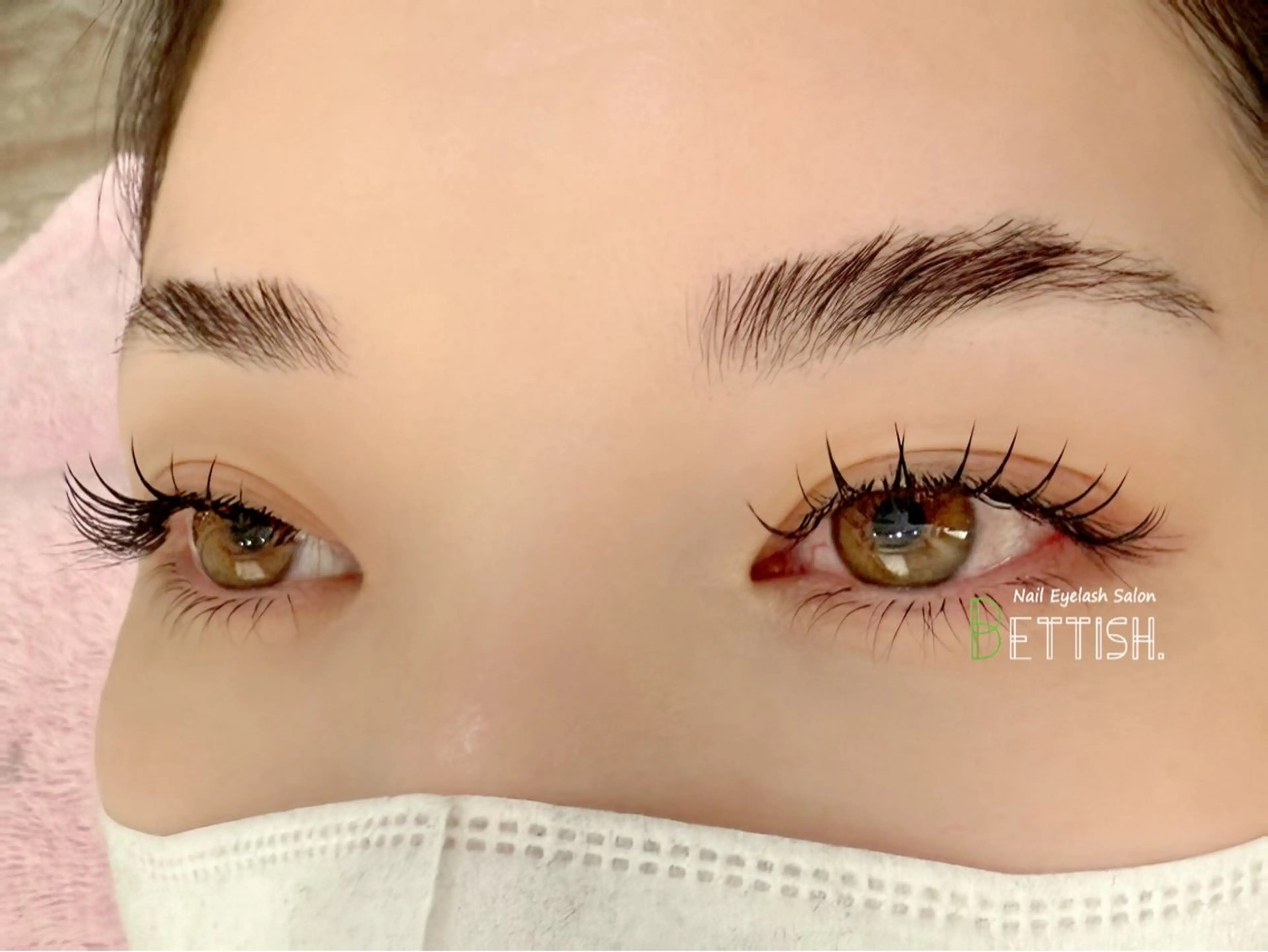 【新規】フラットラッシュ100本☆自然なお仕上がり《束感コーティング無料》の写真