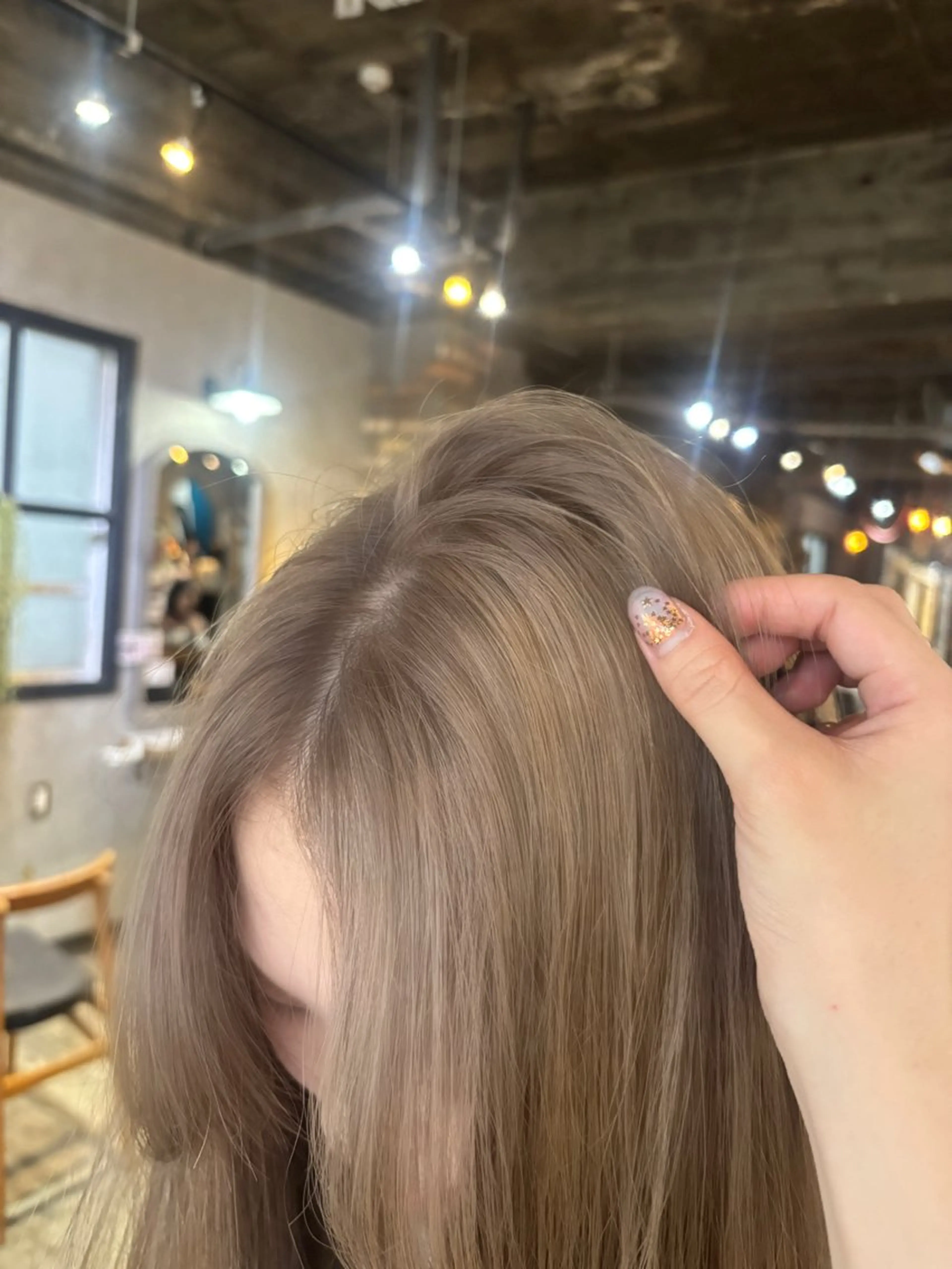 ロング ヘアカラー トリートメント 光本 杏のヘアスタイル