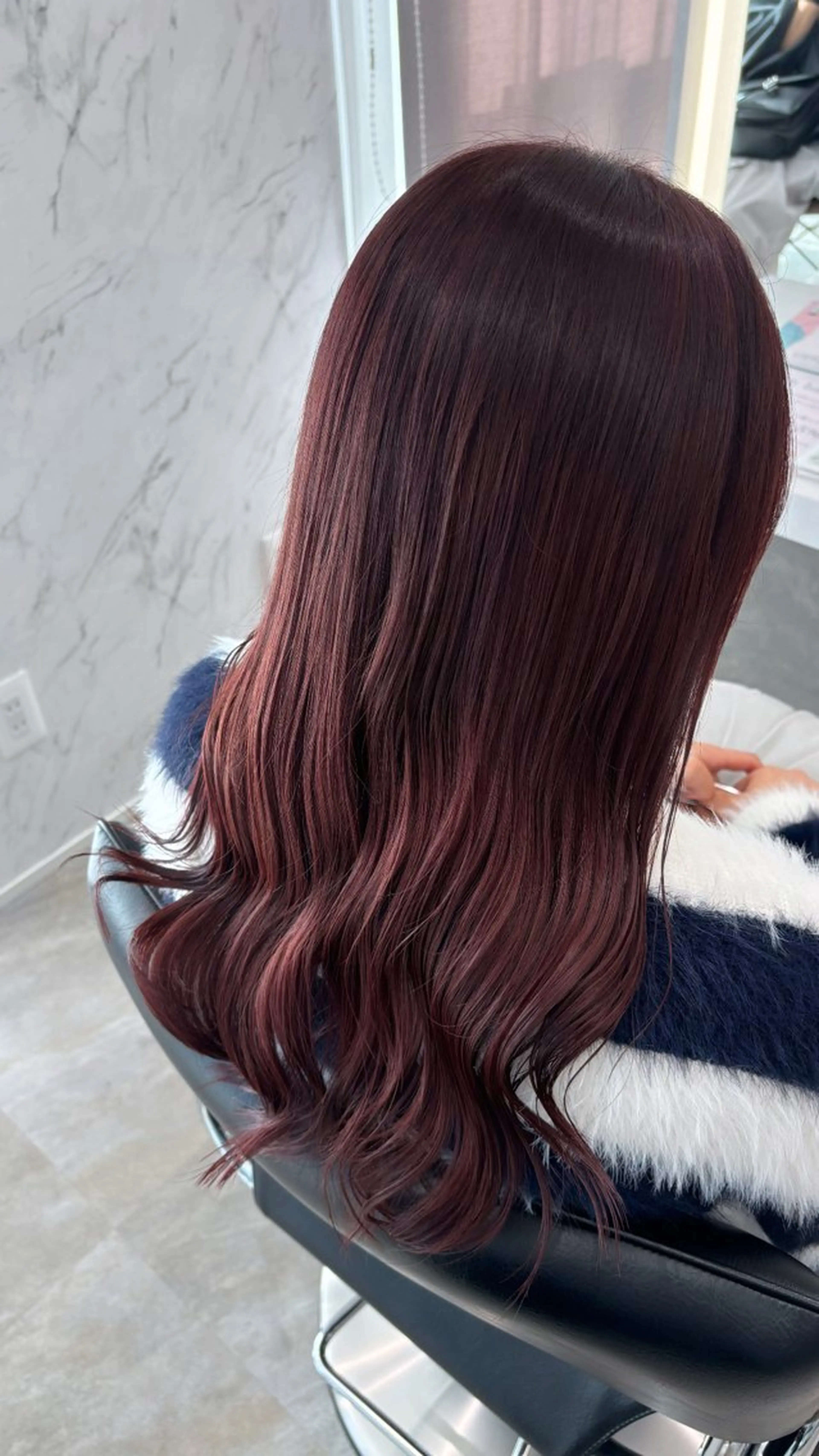 ロング ヘアカラー 武富 果音のヘアスタイル