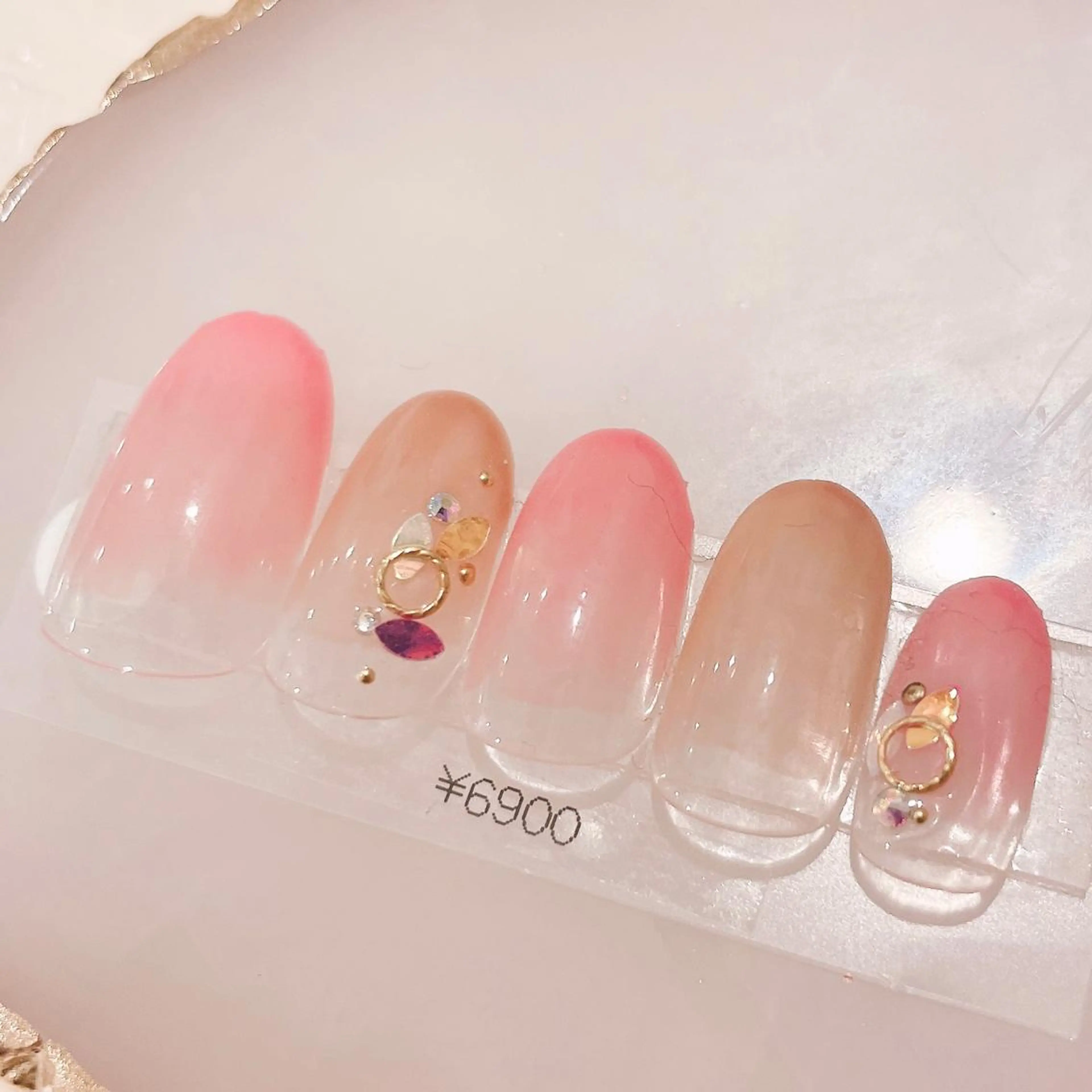 ネイル グラデーション ハンドネイル CHIARA nailsのネイルデザイン