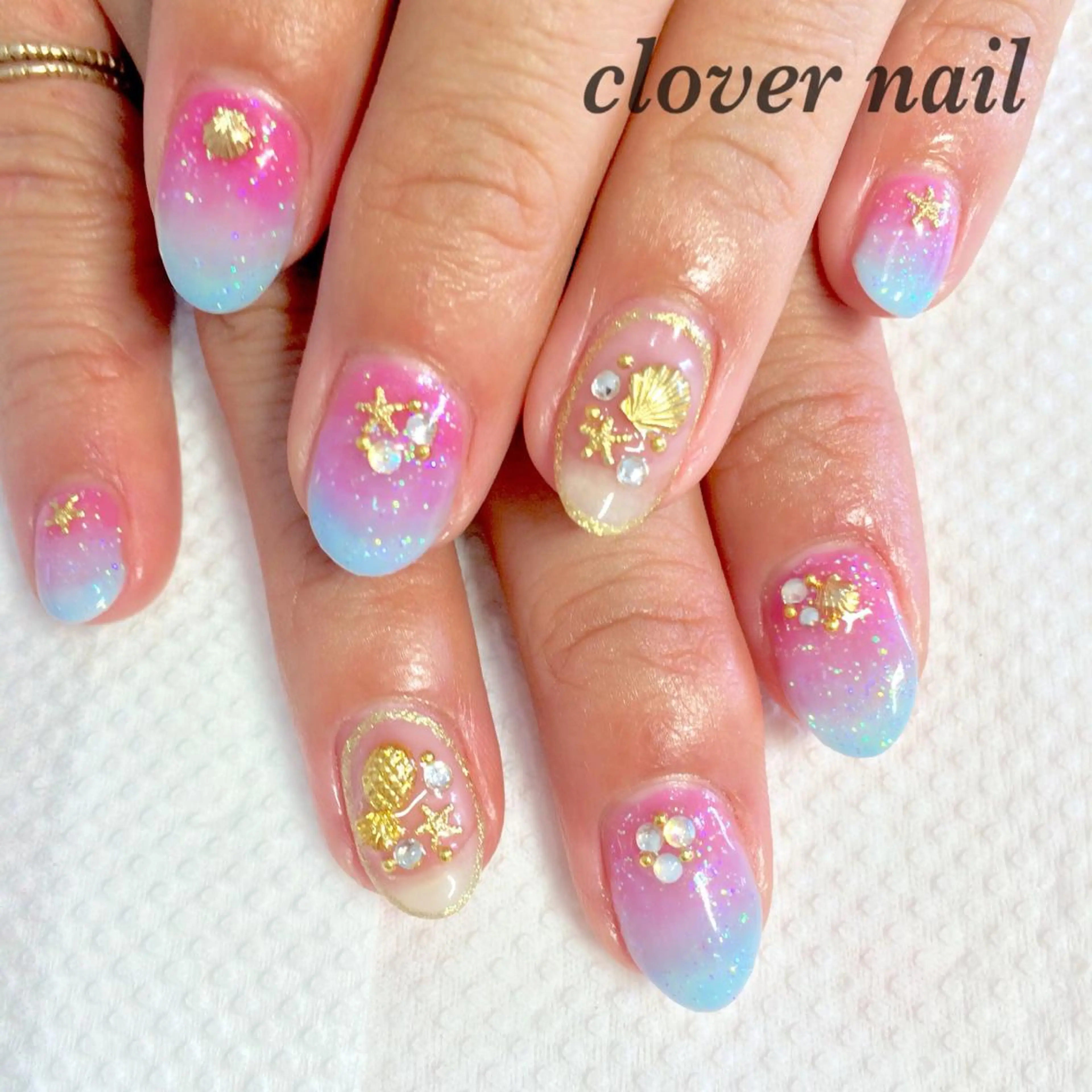 ネイル clover nailのネイルデザイン