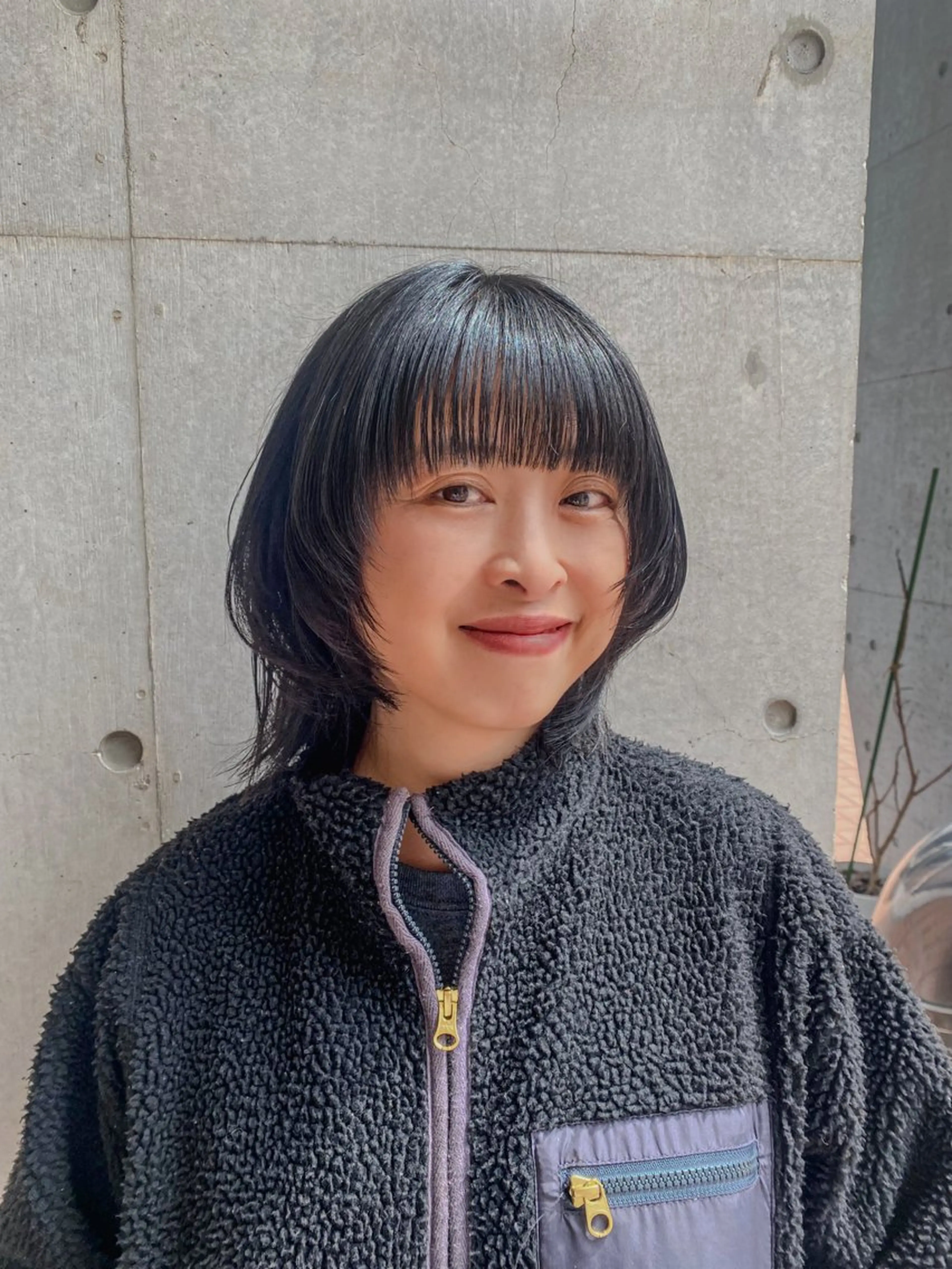 ミディアム 顔周りカット レイヤーカット ブリーチカラー🎀 LiLi🫧のヘアスタイル