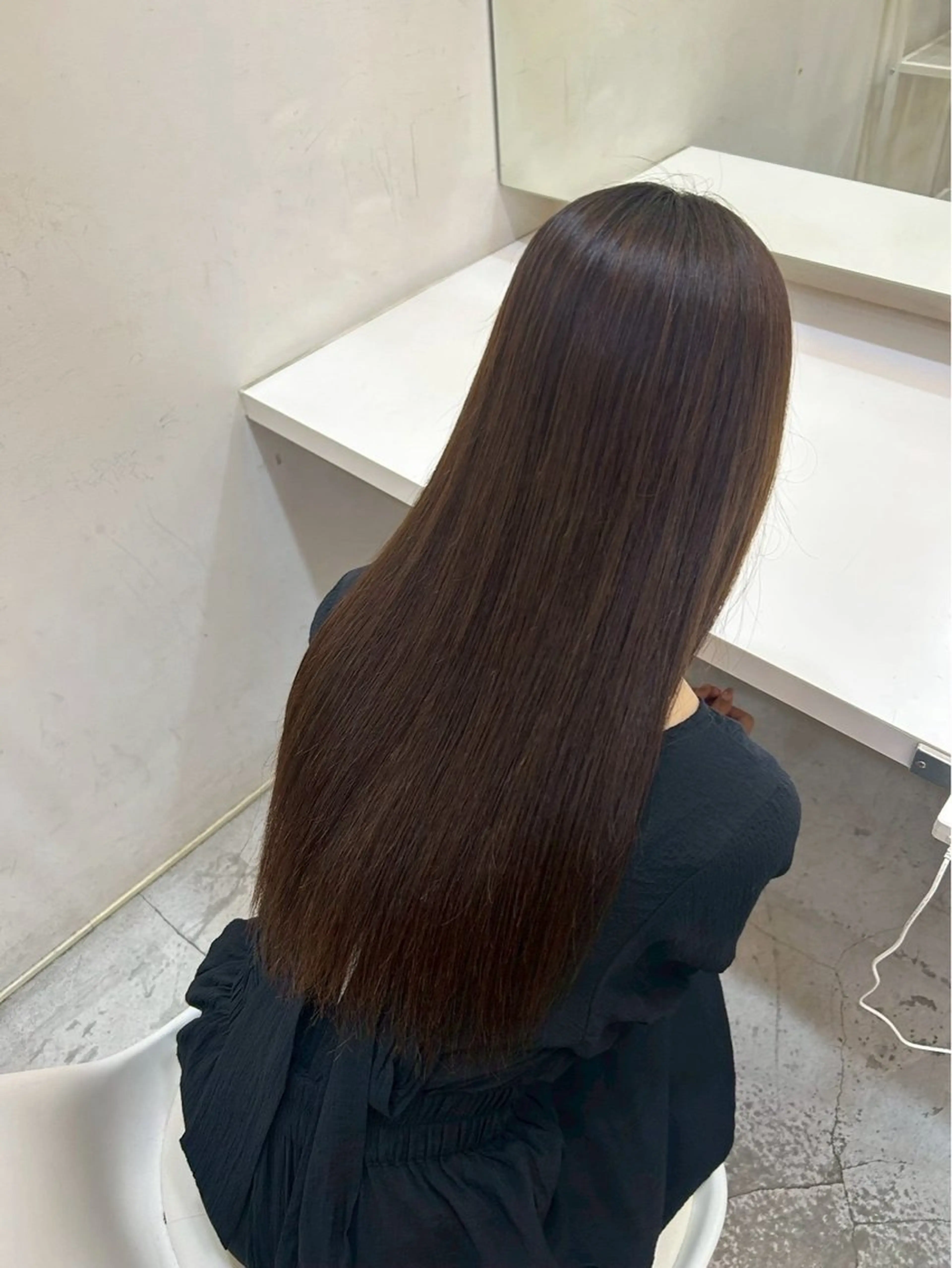 ロング パーマ ワンレンボブ ショートボブ ボブ 顔まわりレイヤー 顔周りカット 🥀透明感カラー/ 髪質改善🥀ユイキのヘアスタイル