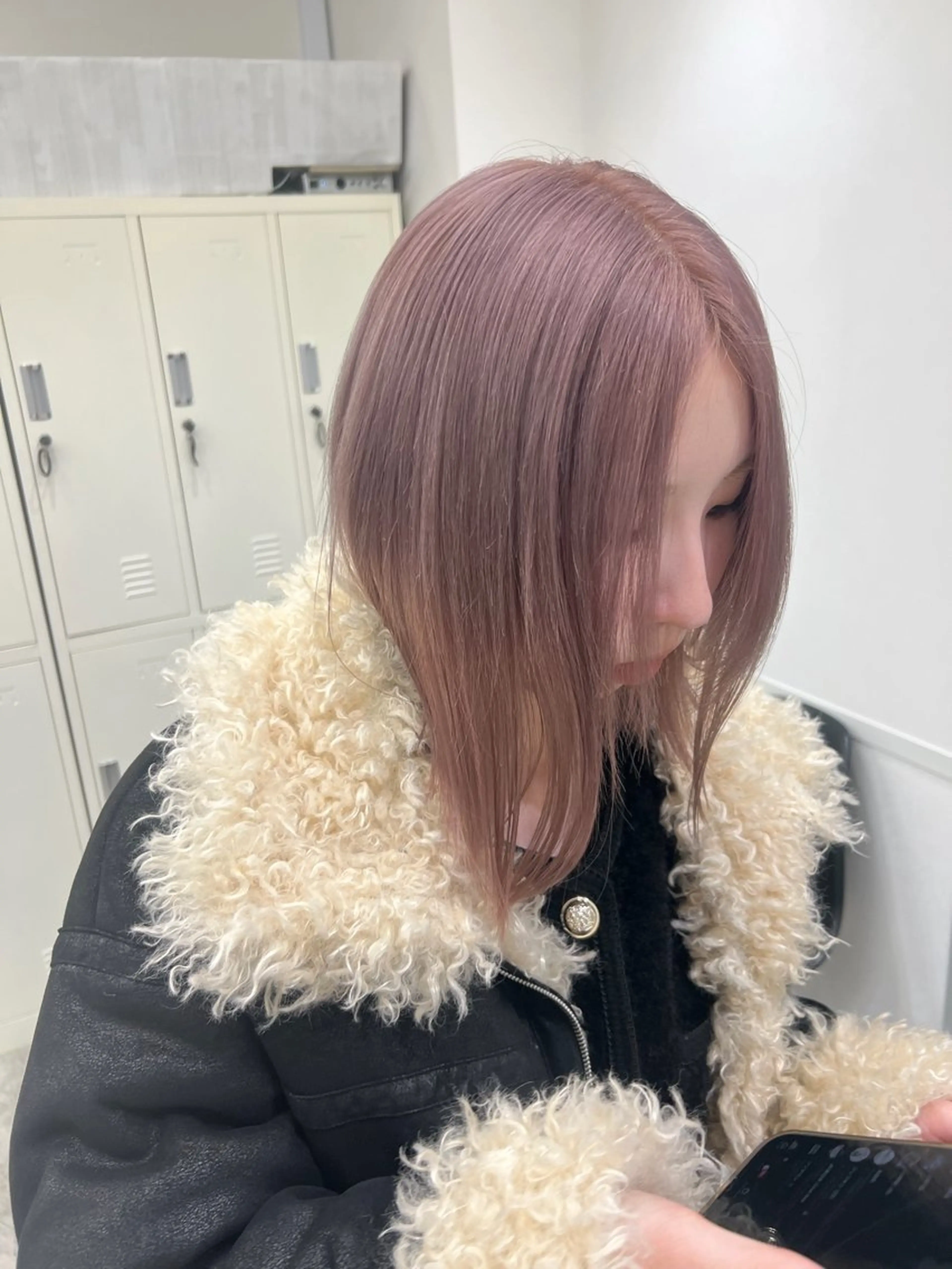 カラー ヘアカラー ハイトーンカラー🐬 えりかのヘアスタイル