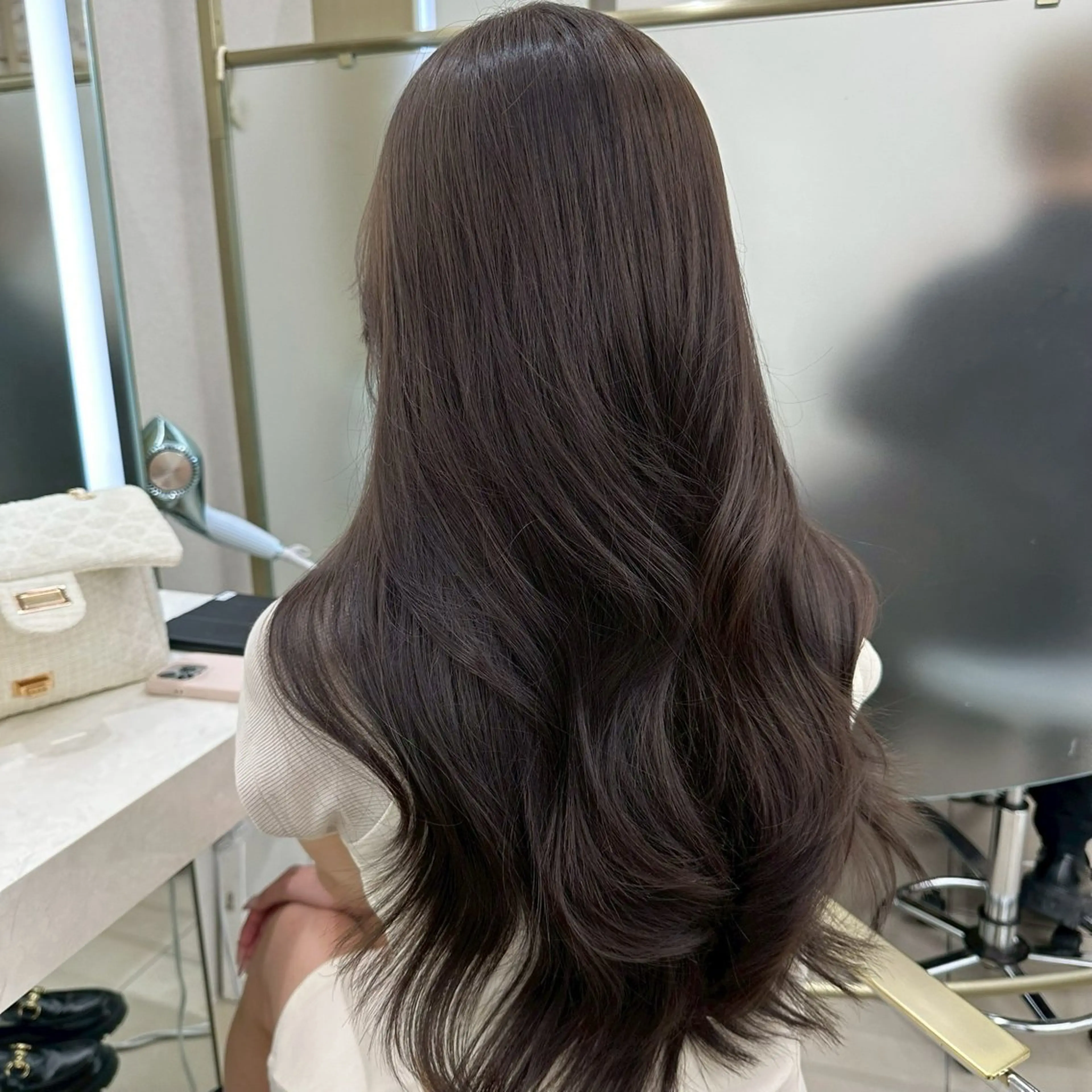 ロング カラー 喜屋武 緒実のヘアスタイル